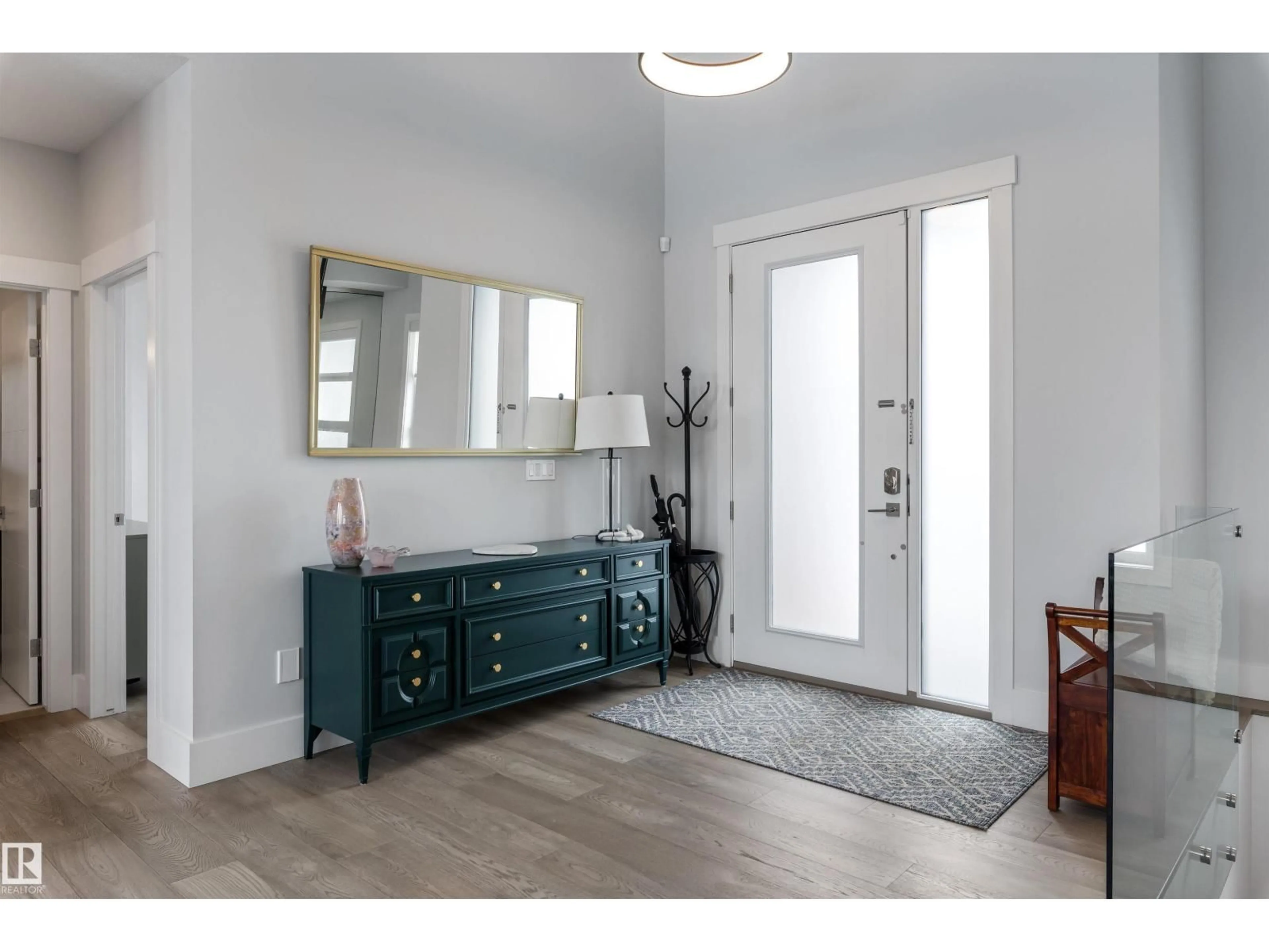 Indoor entryway for 57 - 57 RGE ROAD 251 RGE ROAD, Rural Sturgeon County Alberta T8T0B5