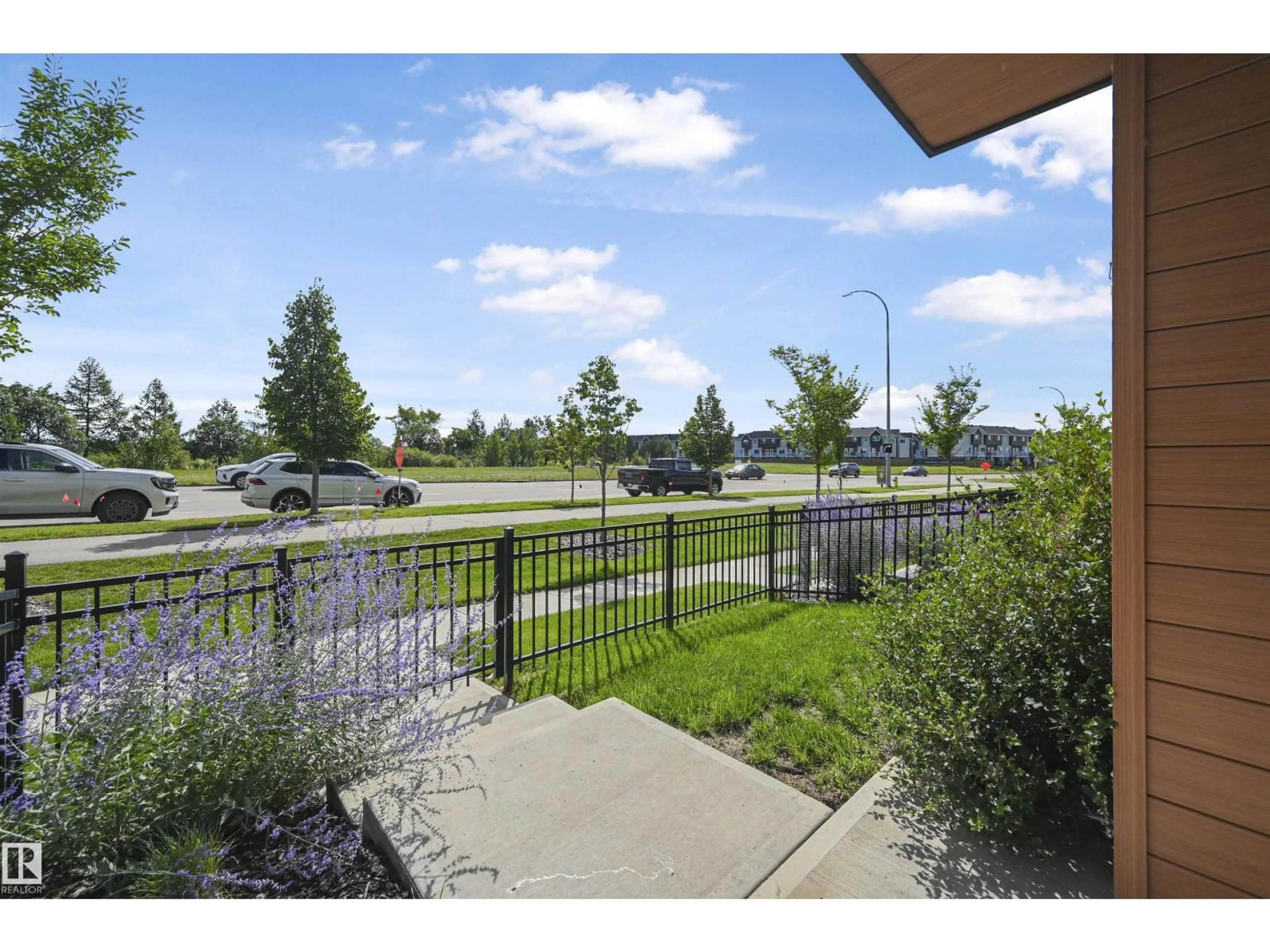 Patio, unknown for 72 1010 RABBIT HILL RD, Edmonton Alberta T6W4G7