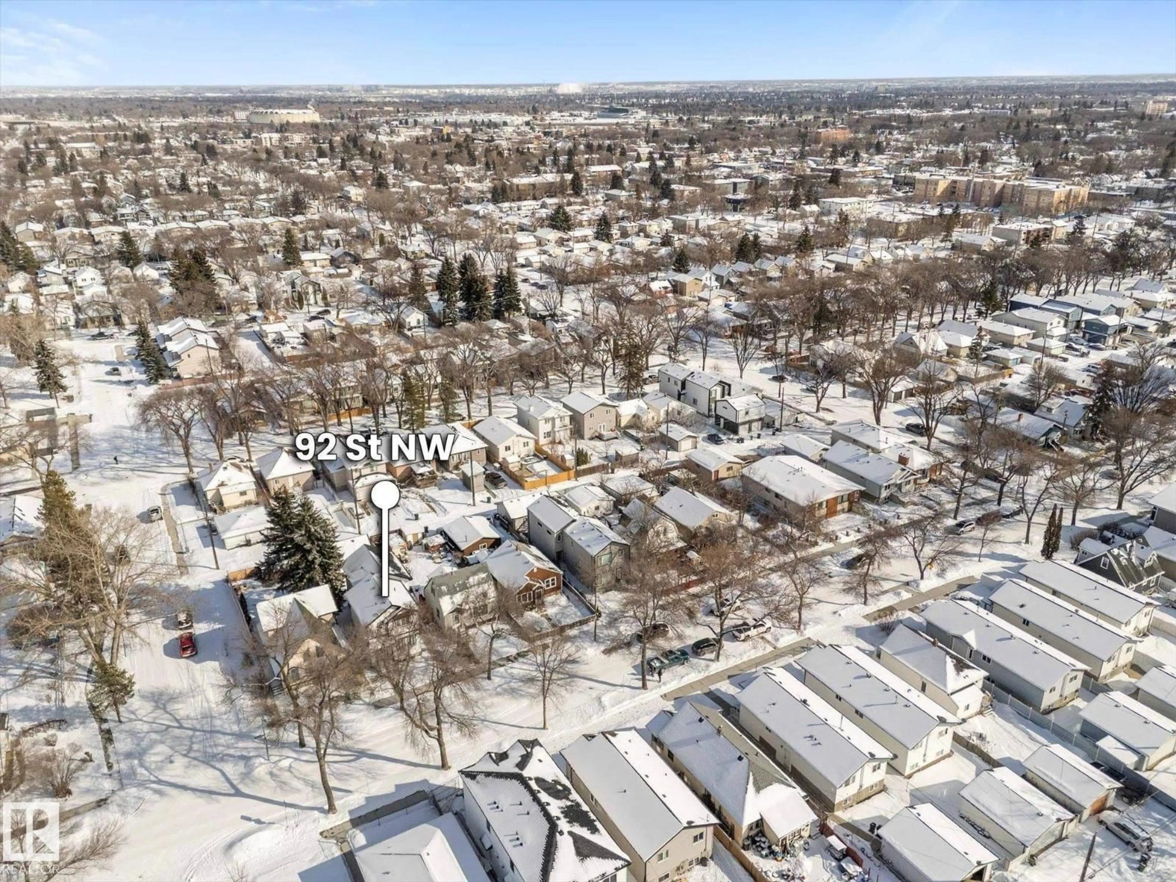 A pic from outside/outdoor area/front of a property/back of a property/a pic from drone, street for 12033 92 ST, Edmonton Alberta T5G1A8