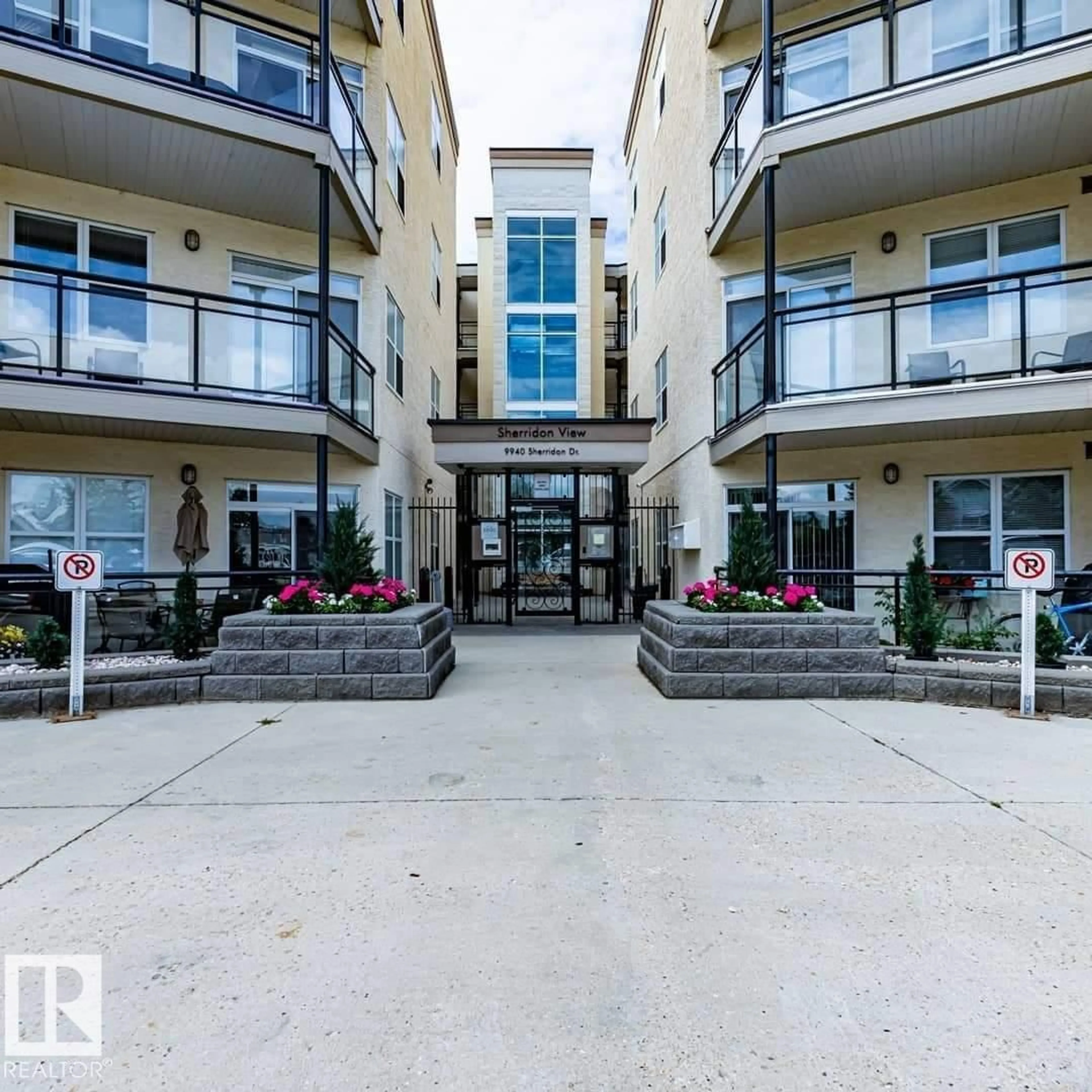 Indoor foyer for #310 - 9940 SHERRIDON DR, Fort Saskatchewan Alberta T8L4C9