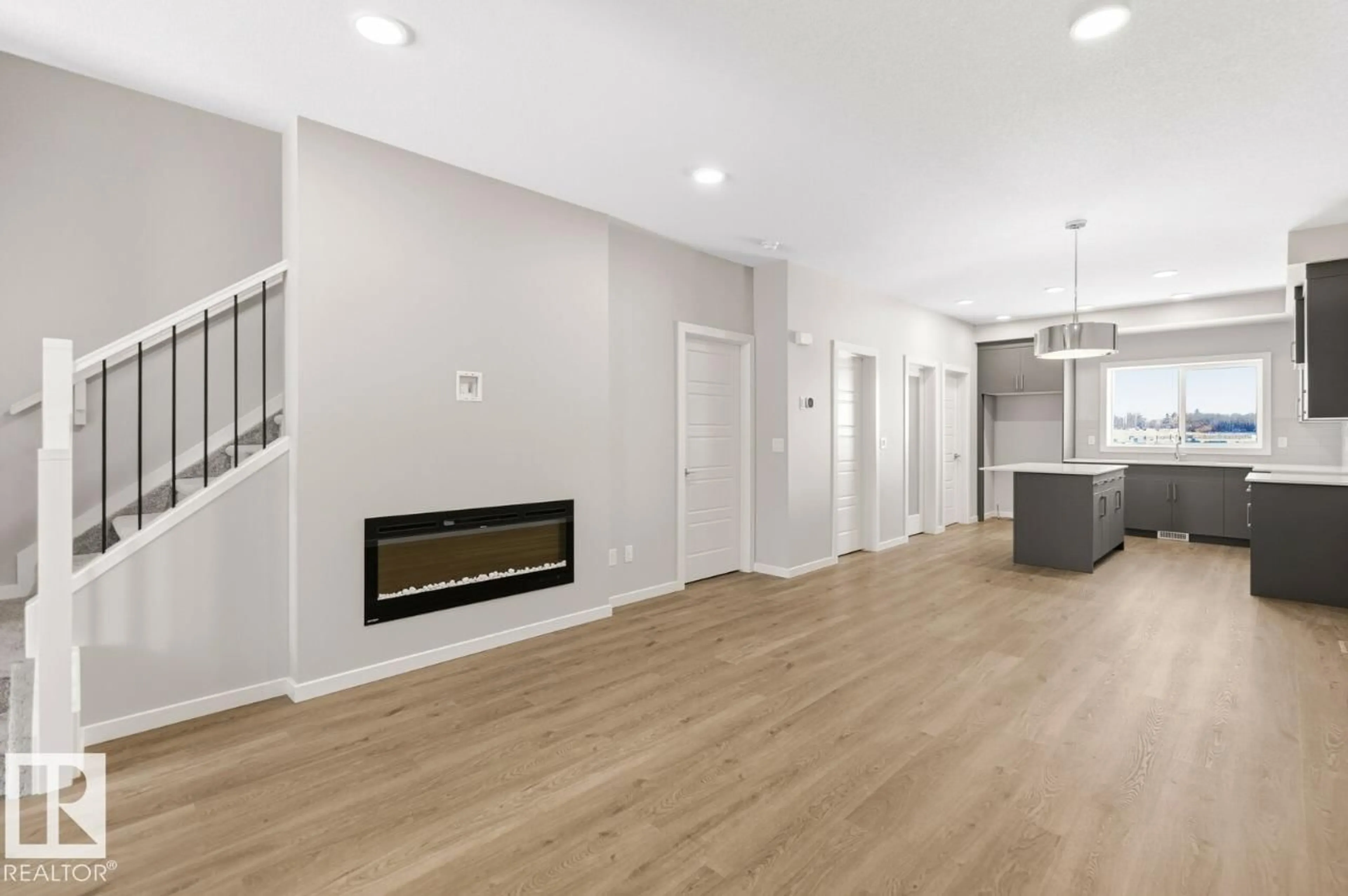 A pic of a room for 319 EDGEMONT DR, Edmonton Alberta T6M3G7