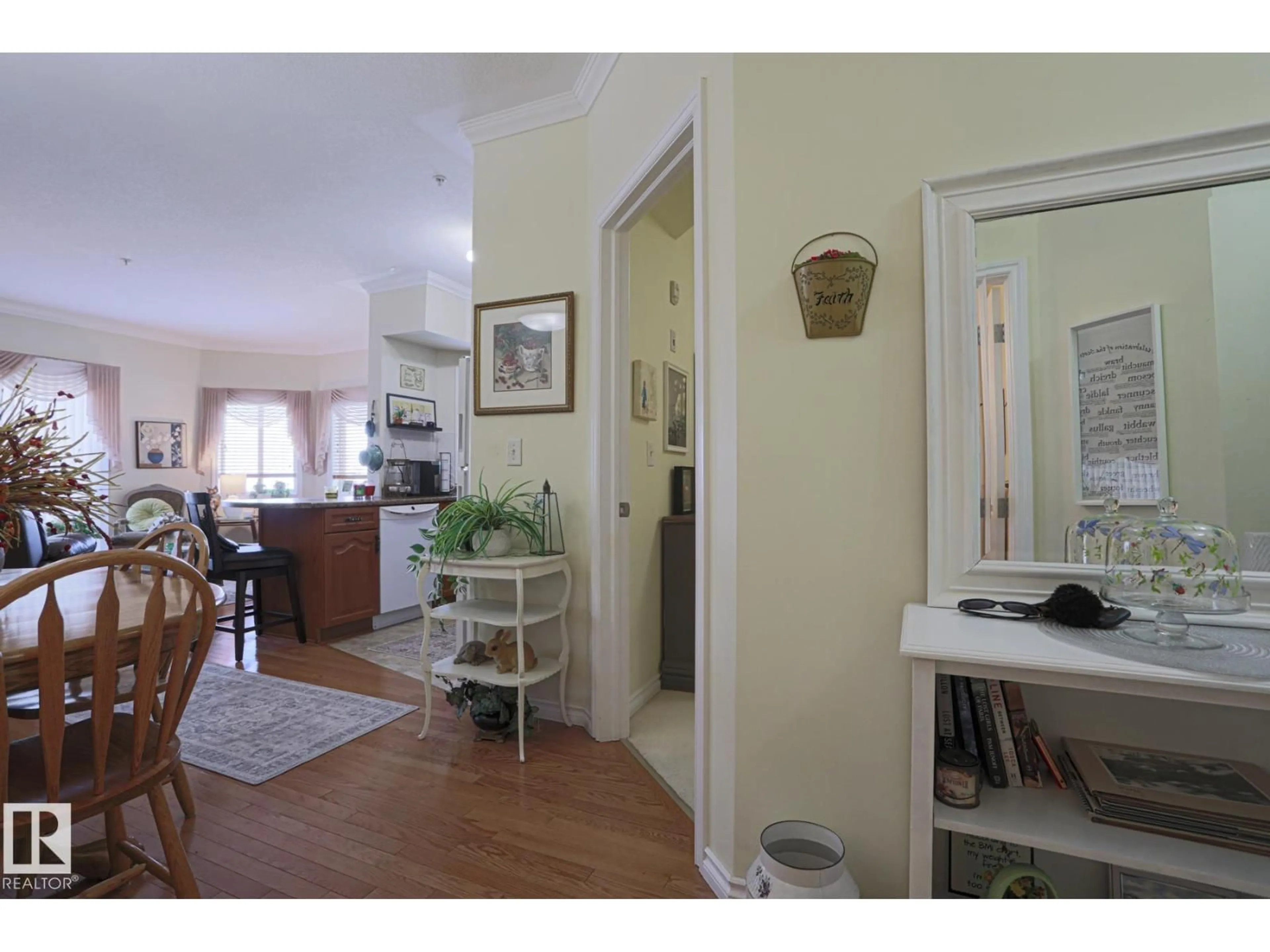 Indoor entryway for #314 - 8528 82 AV, Edmonton Alberta T6B0Y8