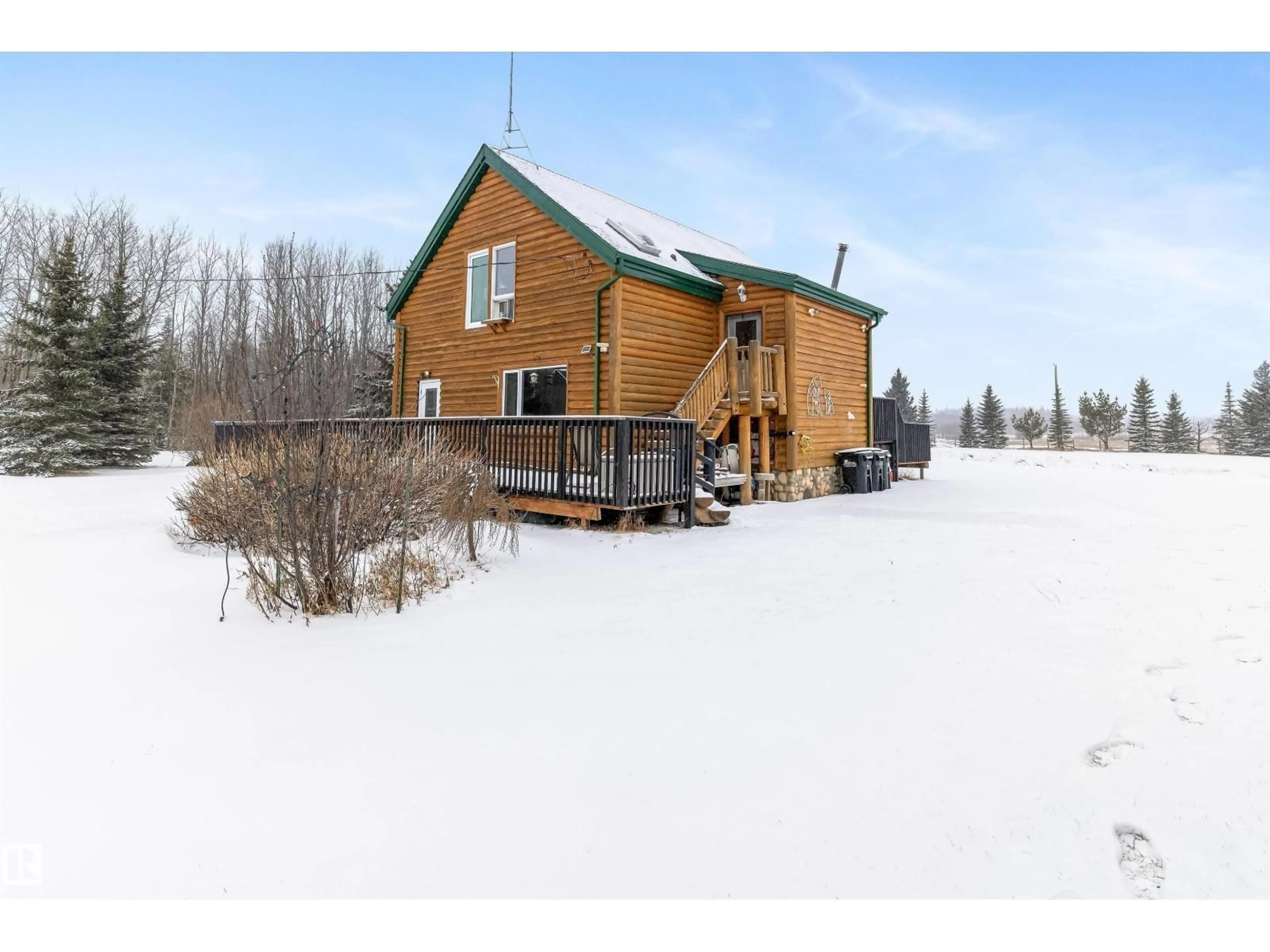 A pic from outside/outdoor area/front of a property/back of a property/a pic from drone, building for 22130 TWP ROAD 514, Rural Strathcona County Alberta T8E1H1