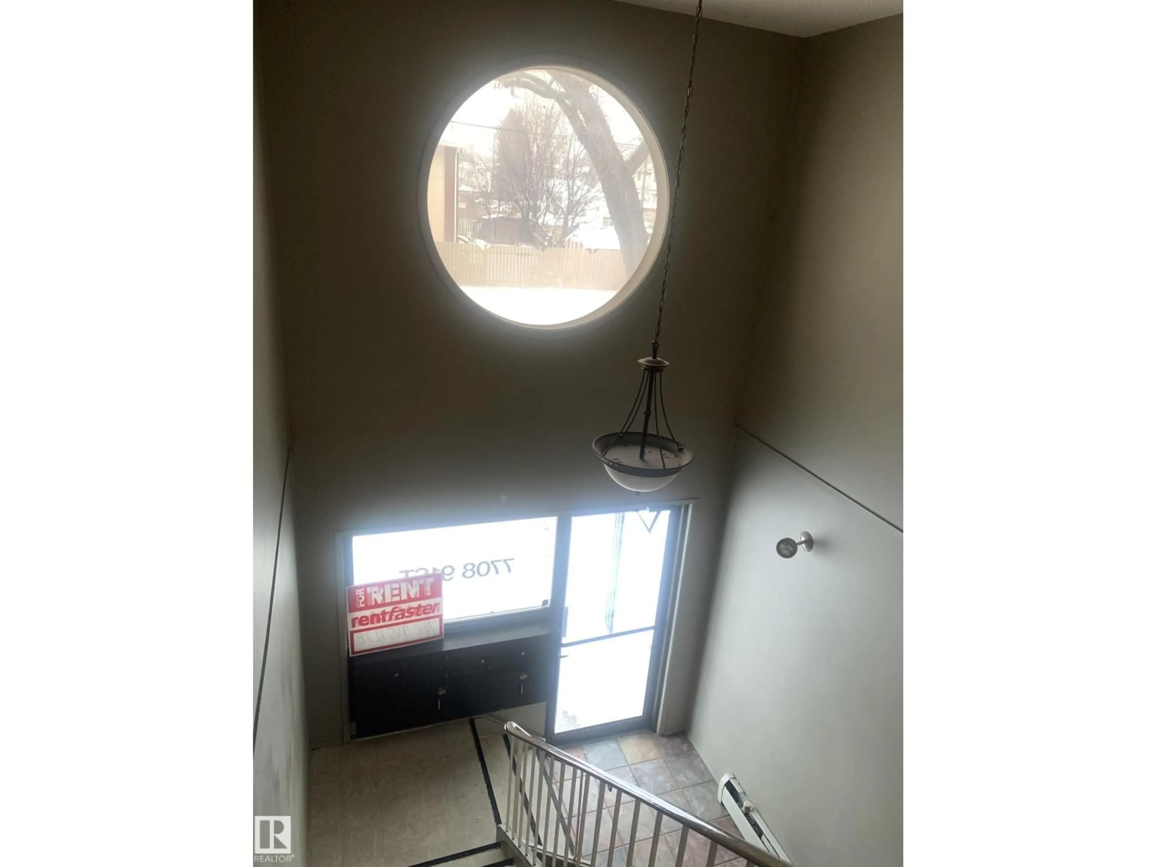 A pic of a room for 7708 91 ST, Edmonton Alberta T6C4L7