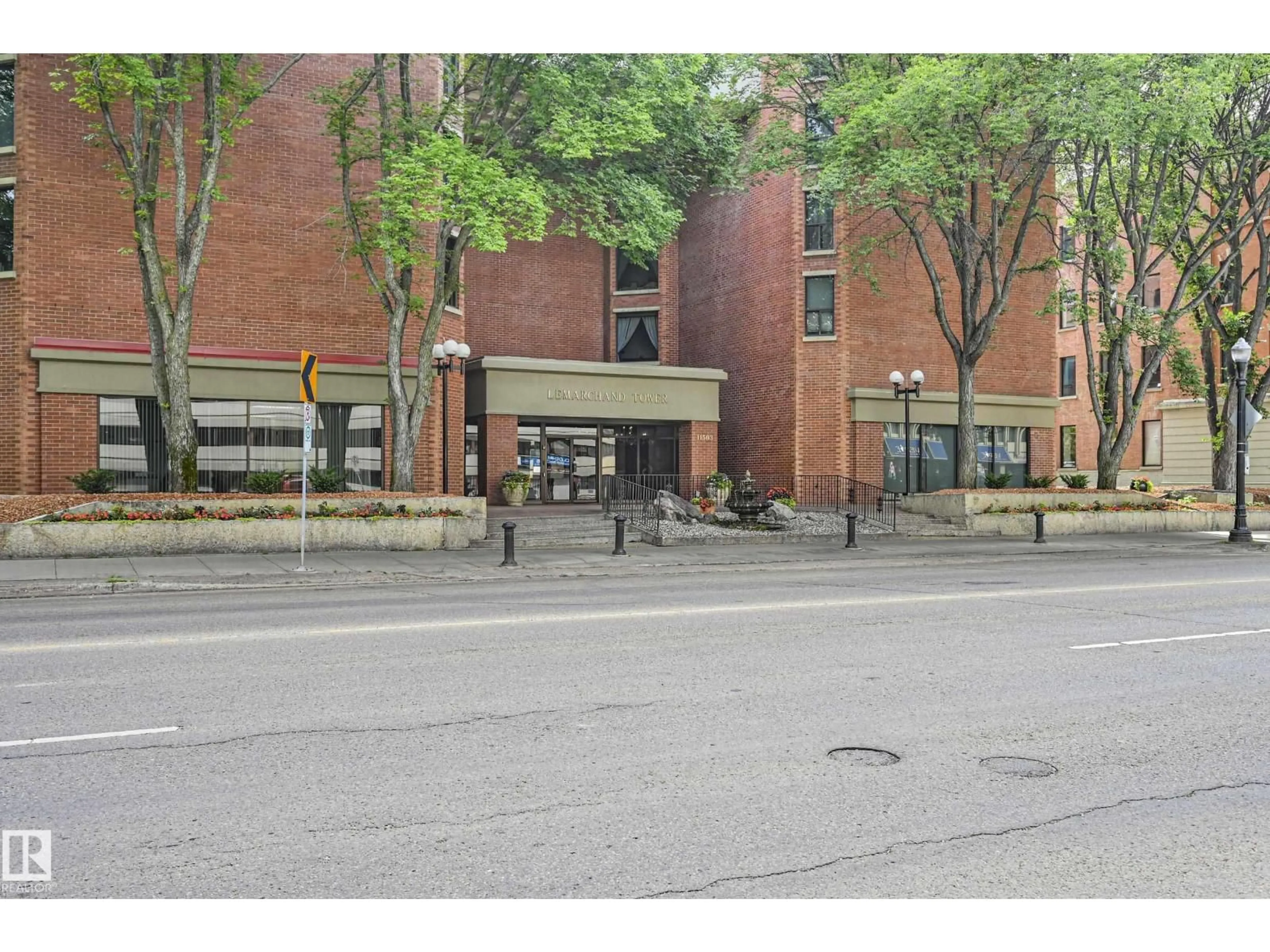 Unknown for 701 - 11503 100 AV, Edmonton Alberta T5K2K7