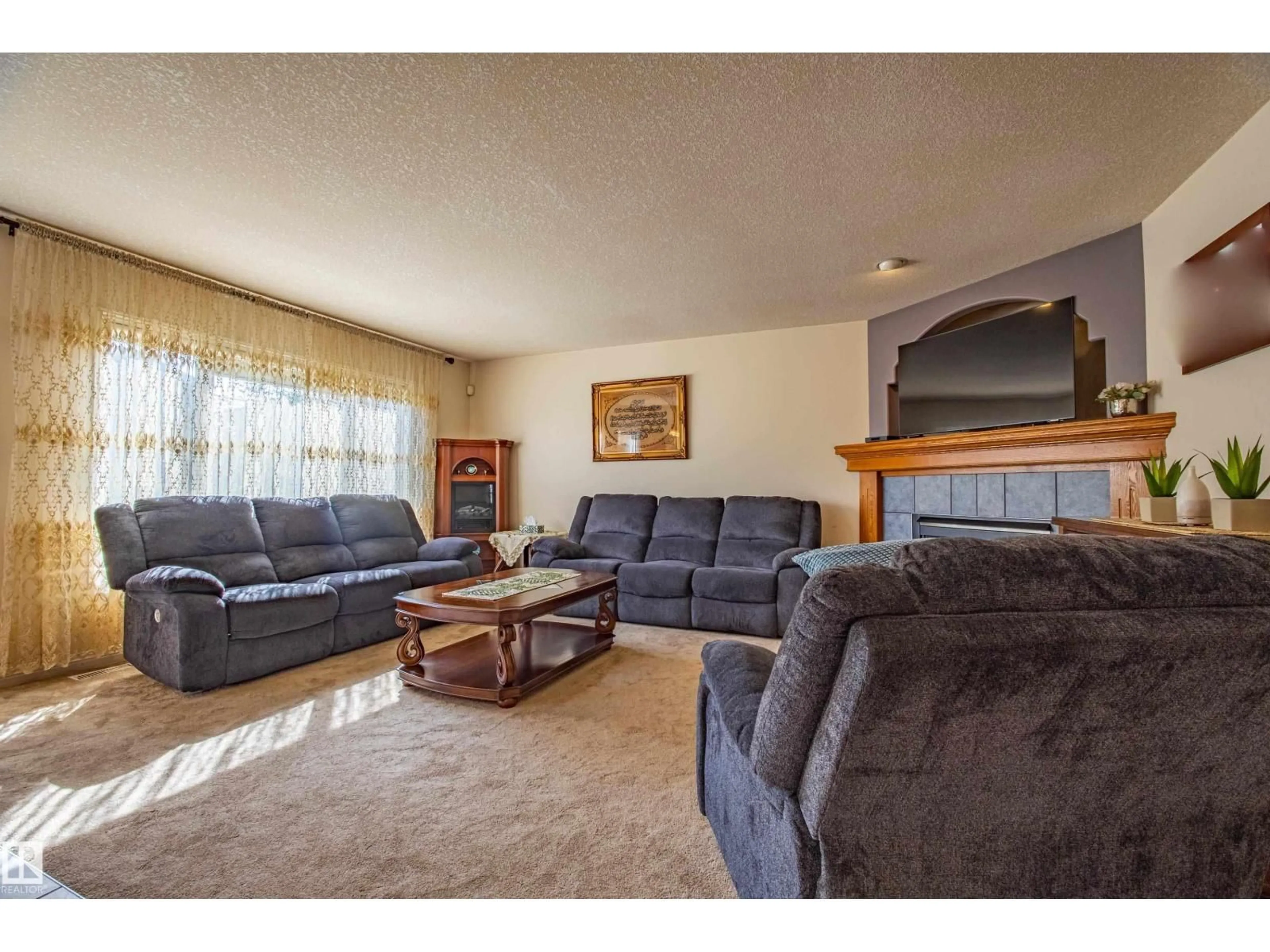 Living room with furniture, unknown for 1119 114 ST, Edmonton Alberta T6W1P6