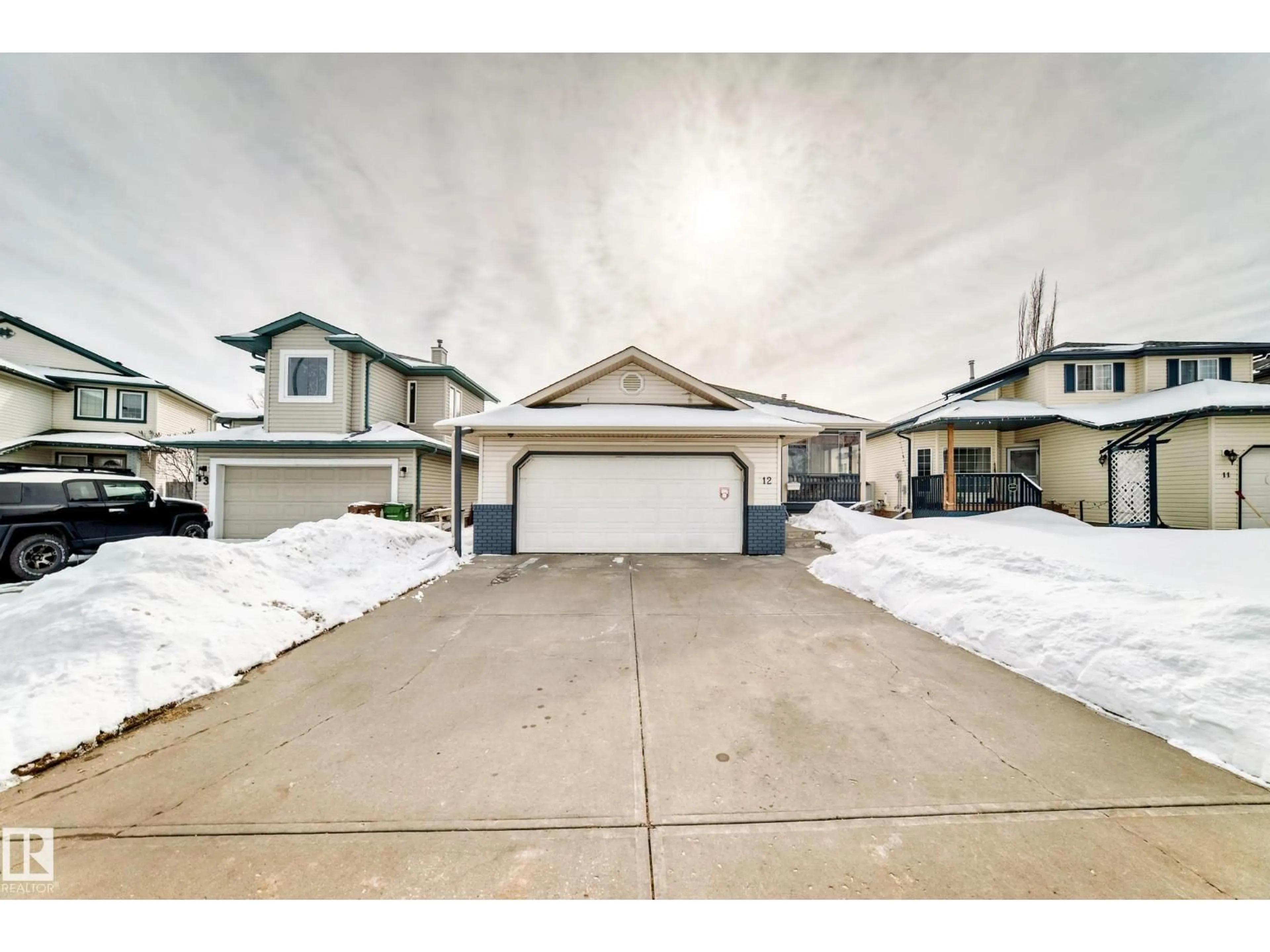 Unknown for 12 HARVEST, St. Albert Alberta T8N6W8