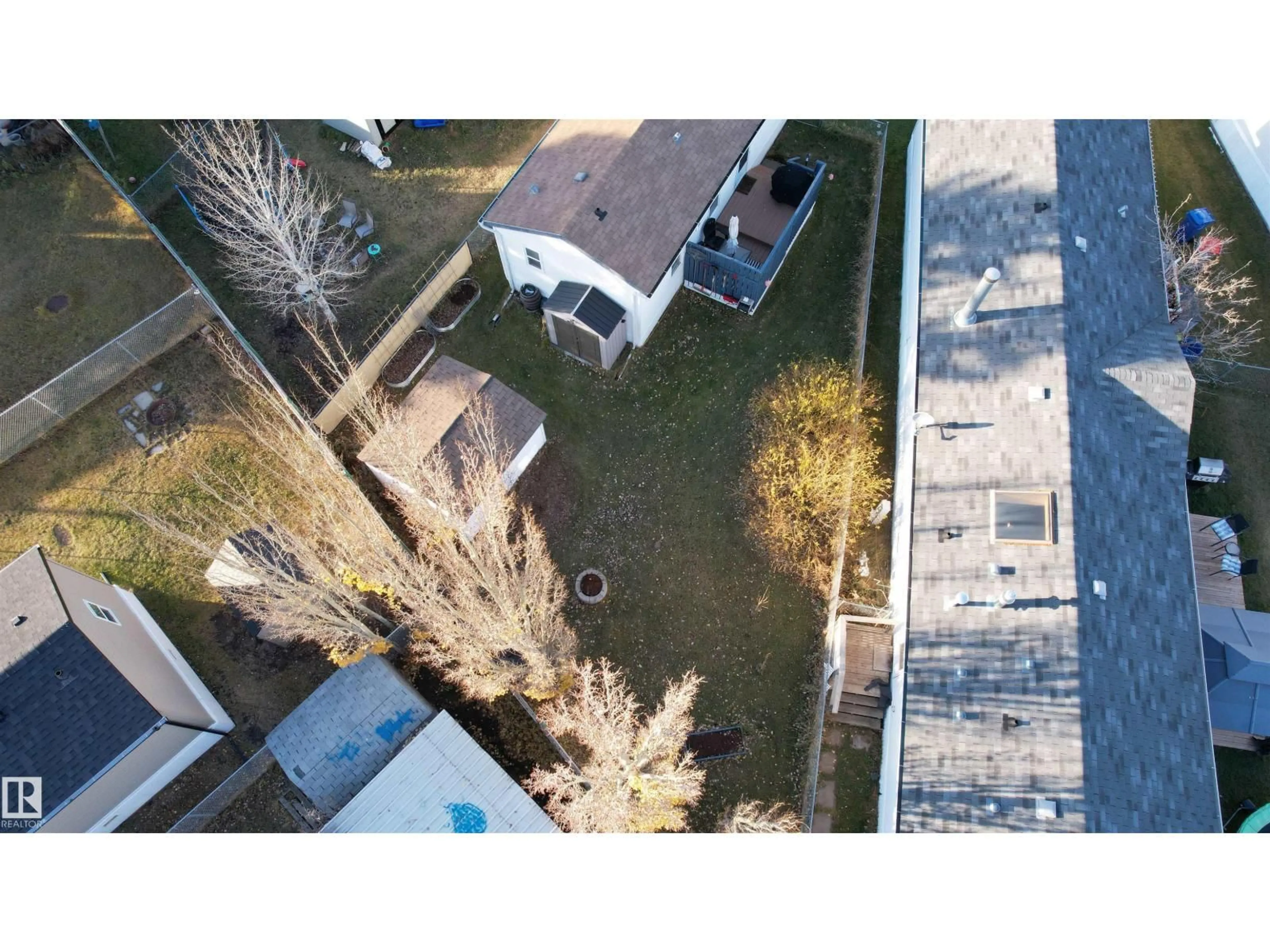 A pic from outside/outdoor area/front of a property/back of a property/a pic from drone, city buildings view from balcony for 53222 - 1411 RR 272, Rural Parkland County Alberta T7X4M4