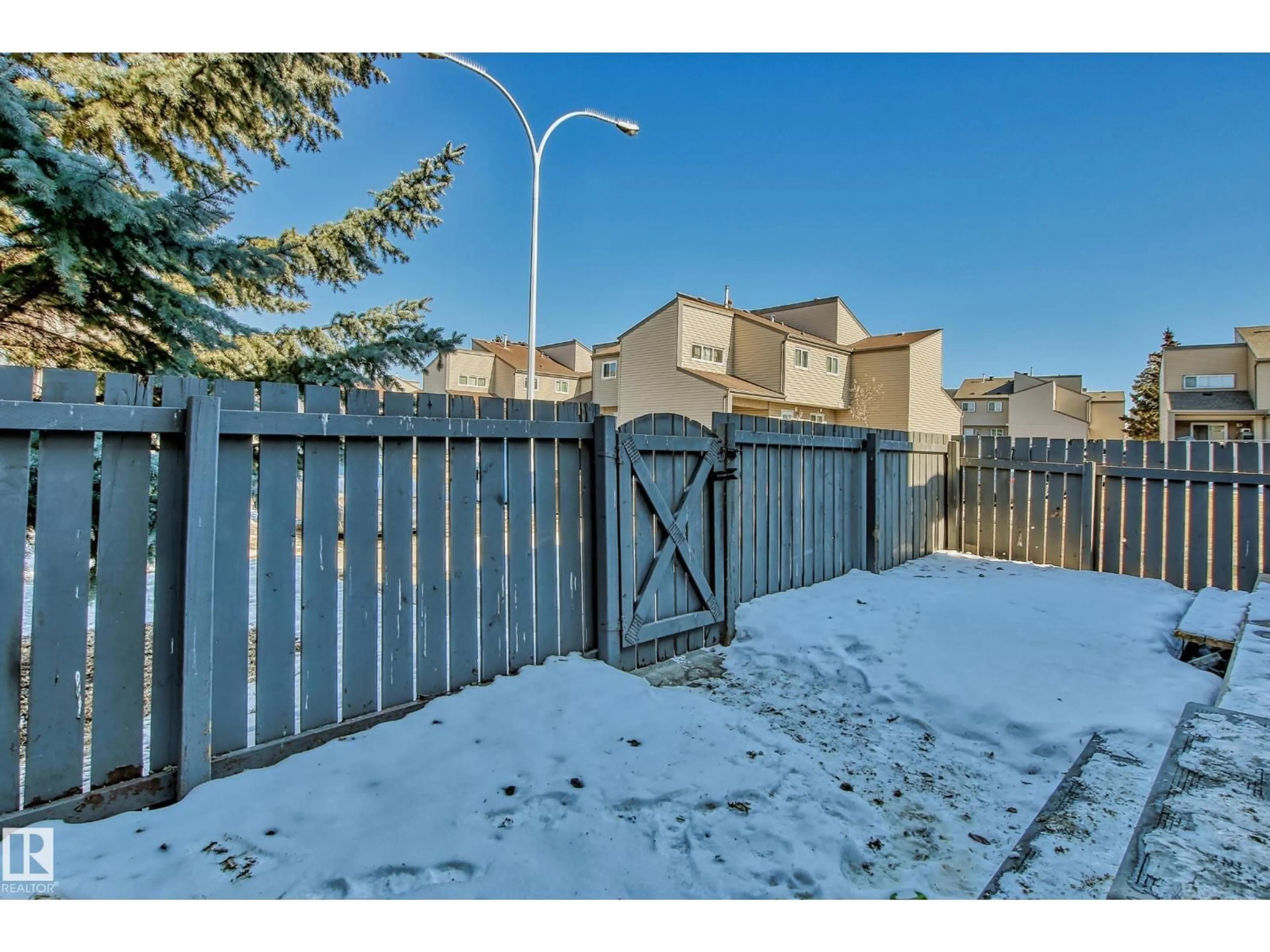 Patio, street for 1660 LAKEWOOD RD, Edmonton Alberta T6K3H5
