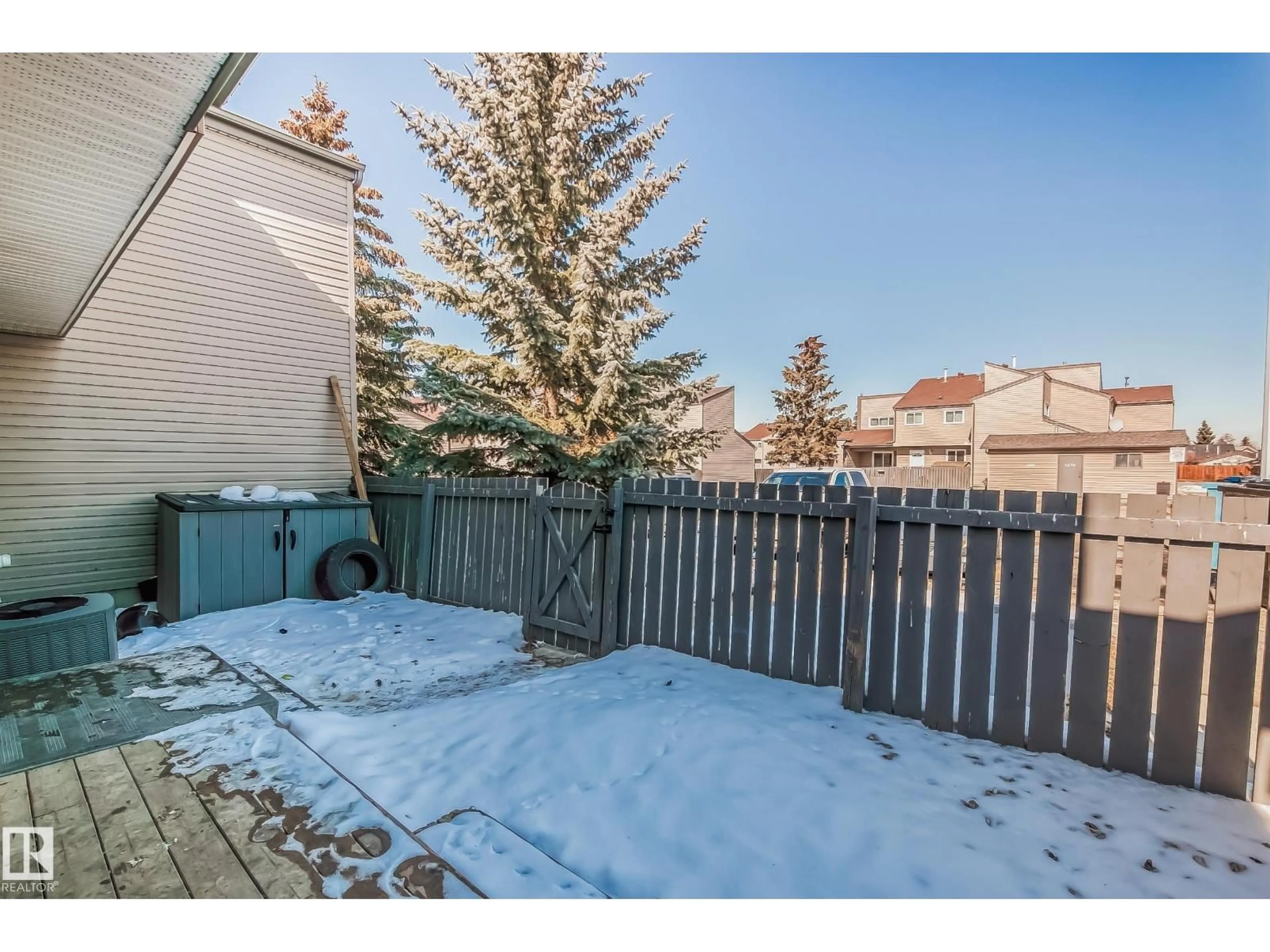 Patio, street for 1660 LAKEWOOD RD, Edmonton Alberta T6K3H5