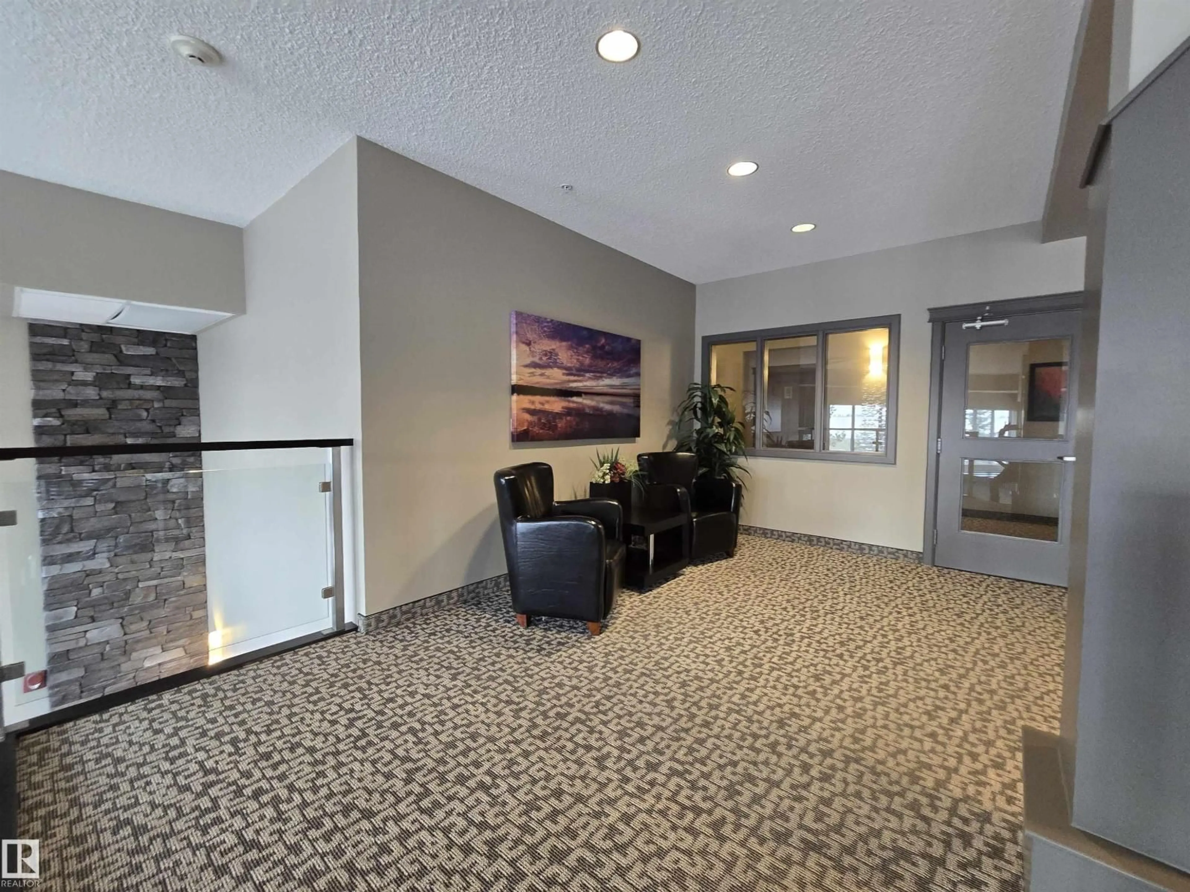 Indoor foyer for #423 - 4075 CLOVER BAR RD, Sherwood Park Alberta T8H0R6