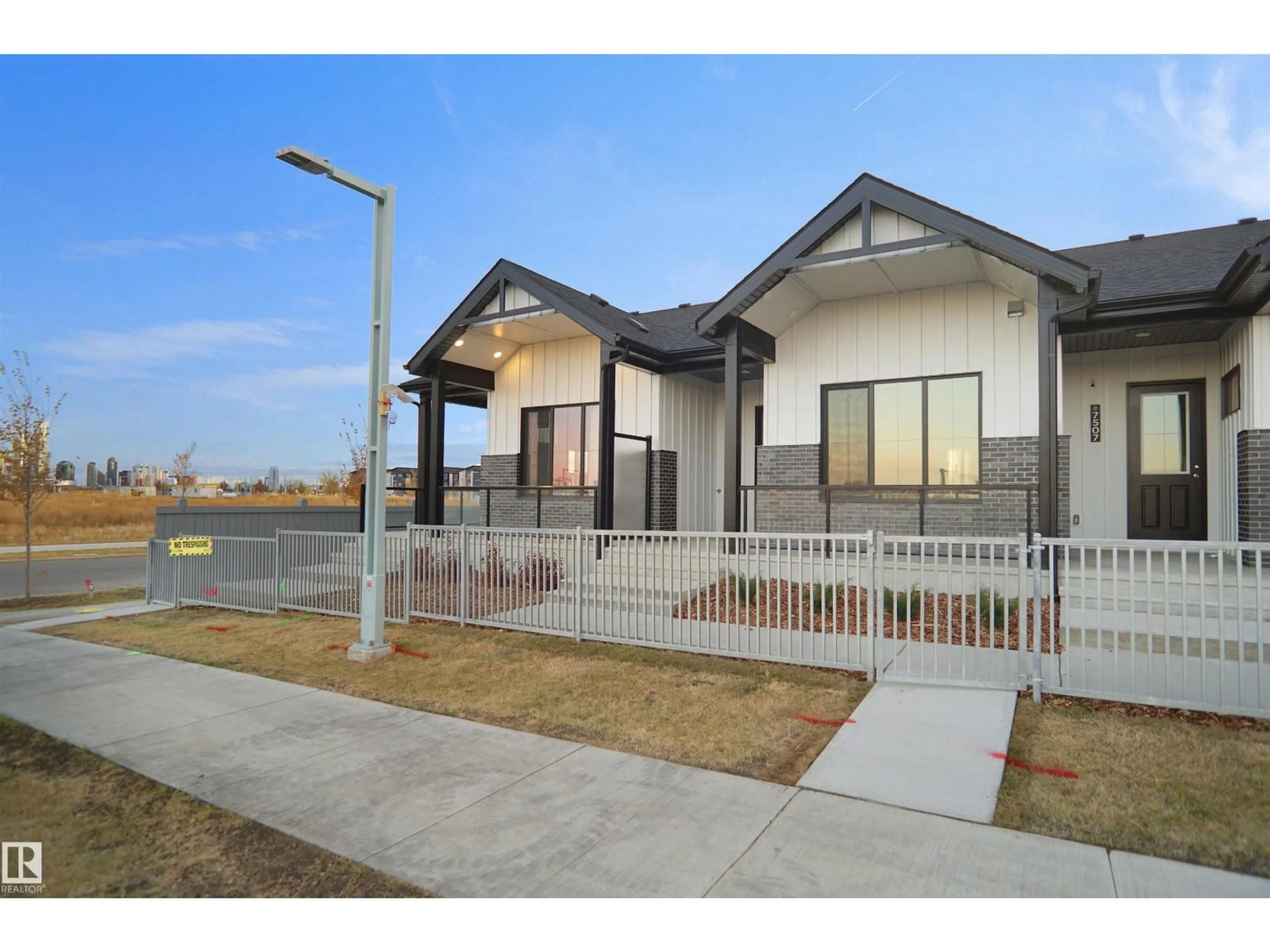 Home with brick exterior material, unknown for 7513 OBSERVER LN, Edmonton Alberta T5G2S5