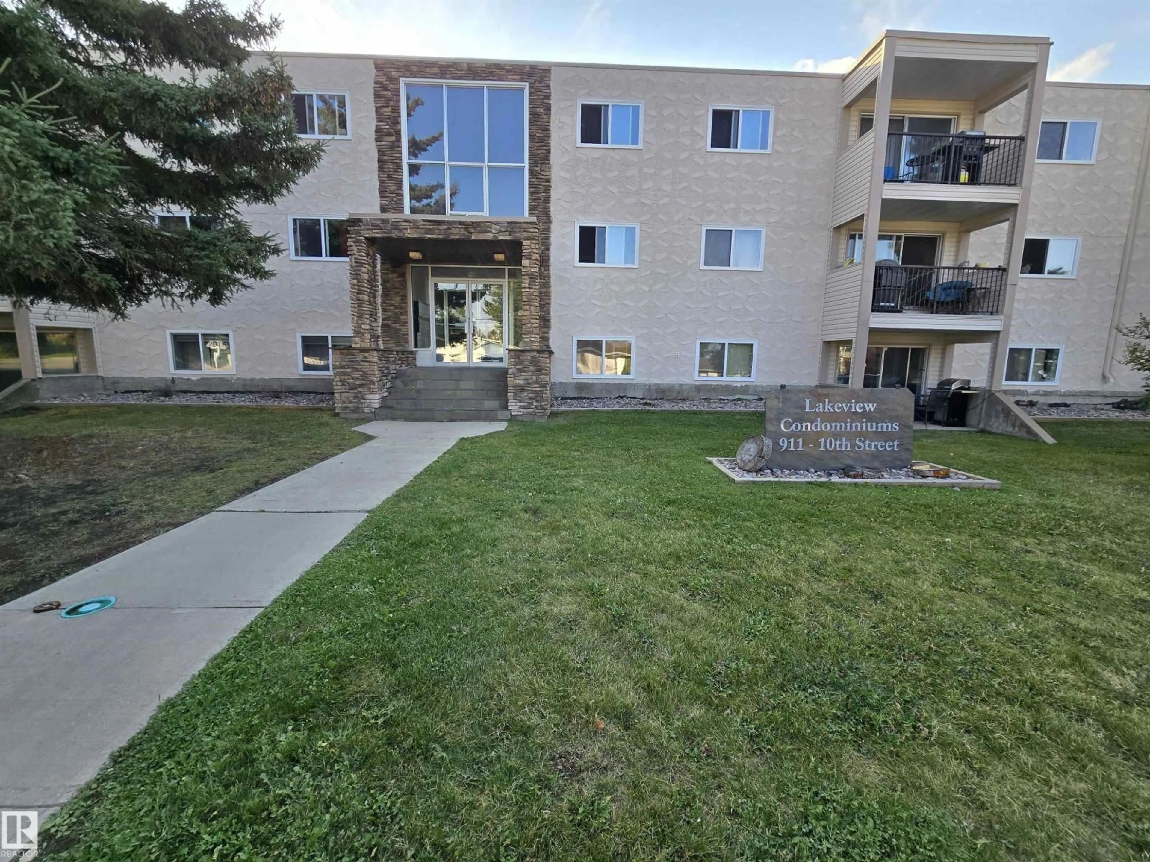 Unknown for 201 - 911 10 ST, Cold Lake Alberta T9M1J8