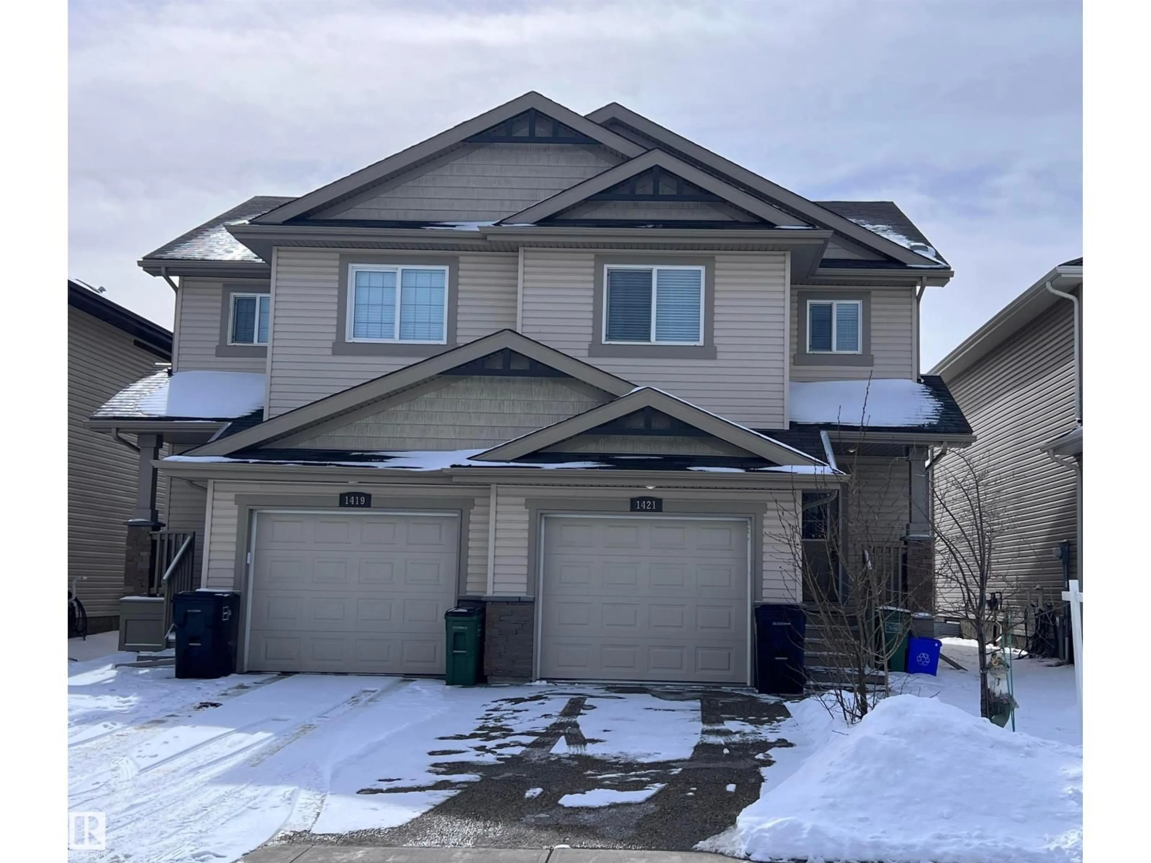 Unknown for 1421 26 AV, Edmonton Alberta T6T0W1