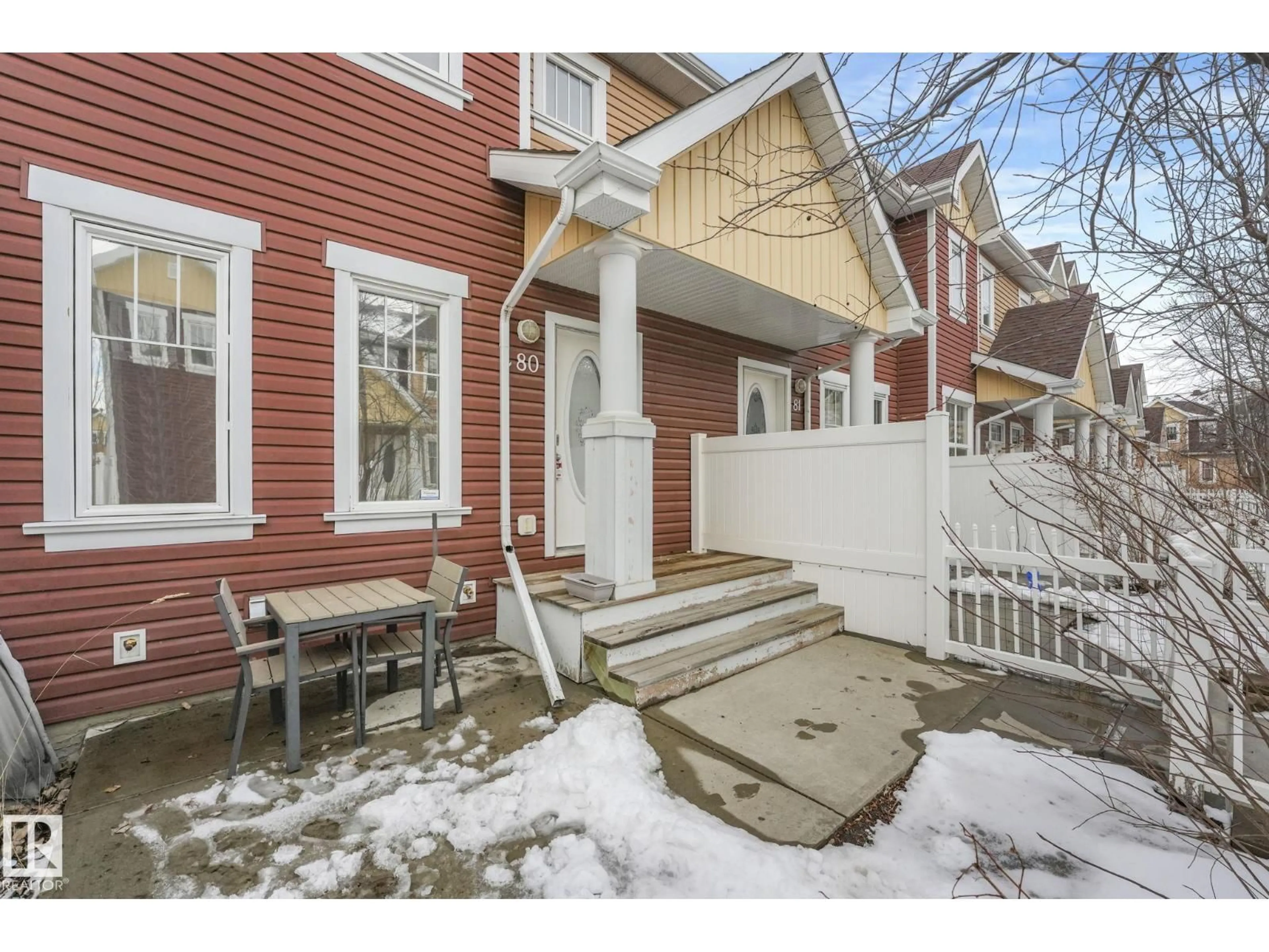 Patio, street for #80 - 1623 TOWNE CENTRE BV, Edmonton Alberta T6R0S3