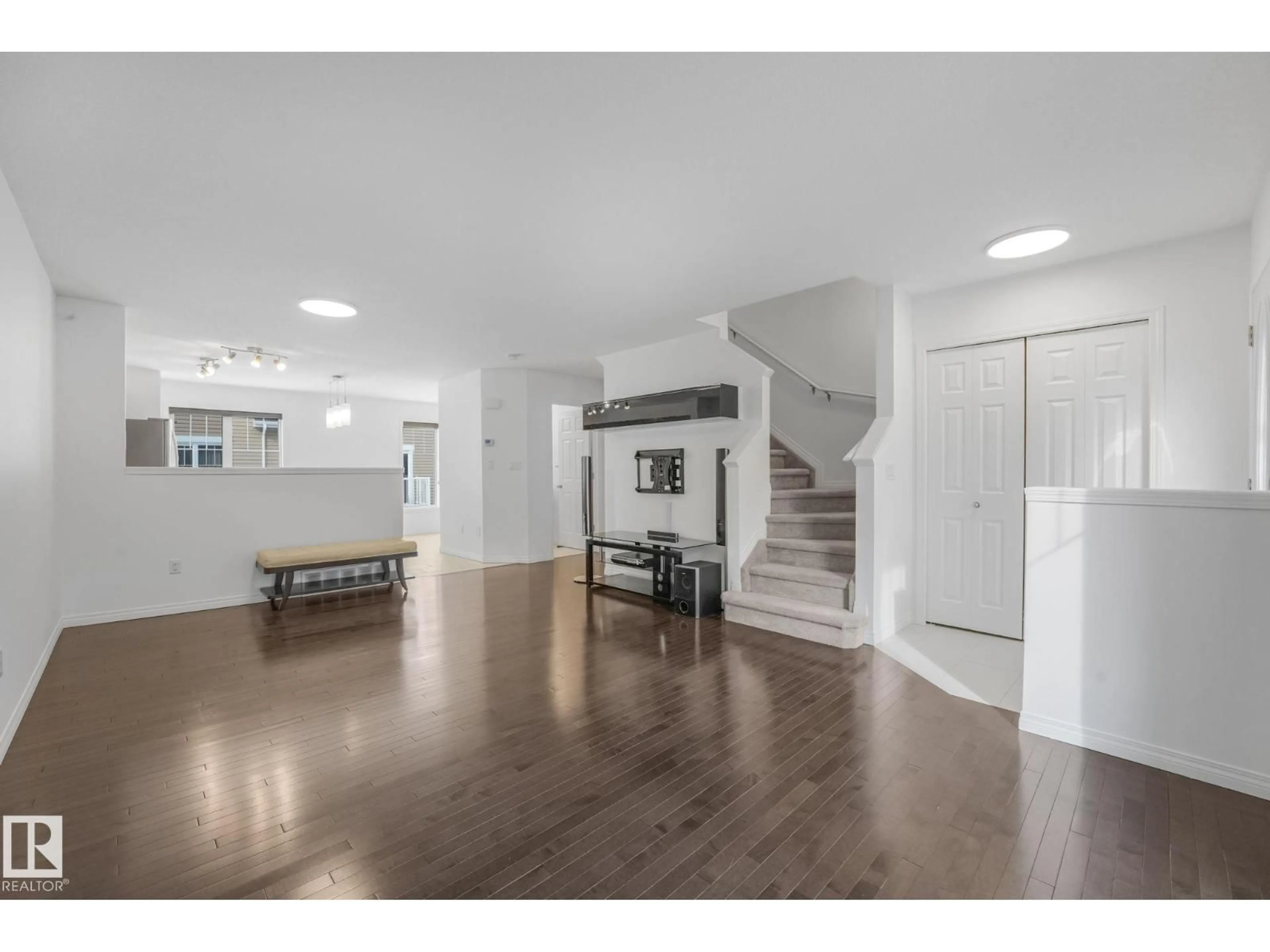 Unknown for #80 - 1623 TOWNE CENTRE BV, Edmonton Alberta T6R0S3