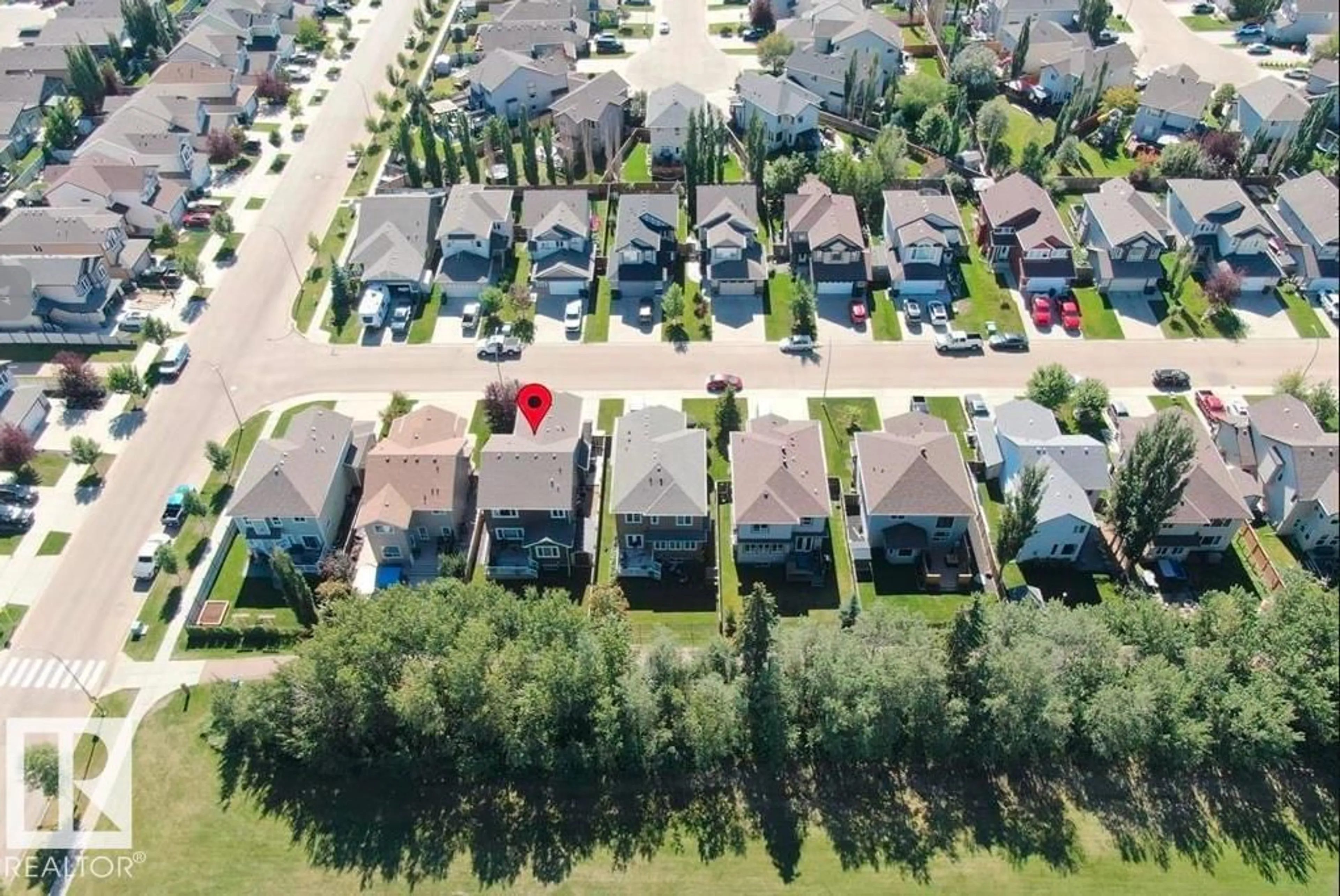 A pic from outside/outdoor area/front of a property/back of a property/a pic from drone, street for 30 HICKORY TR, Spruce Grove Alberta T7X0N6