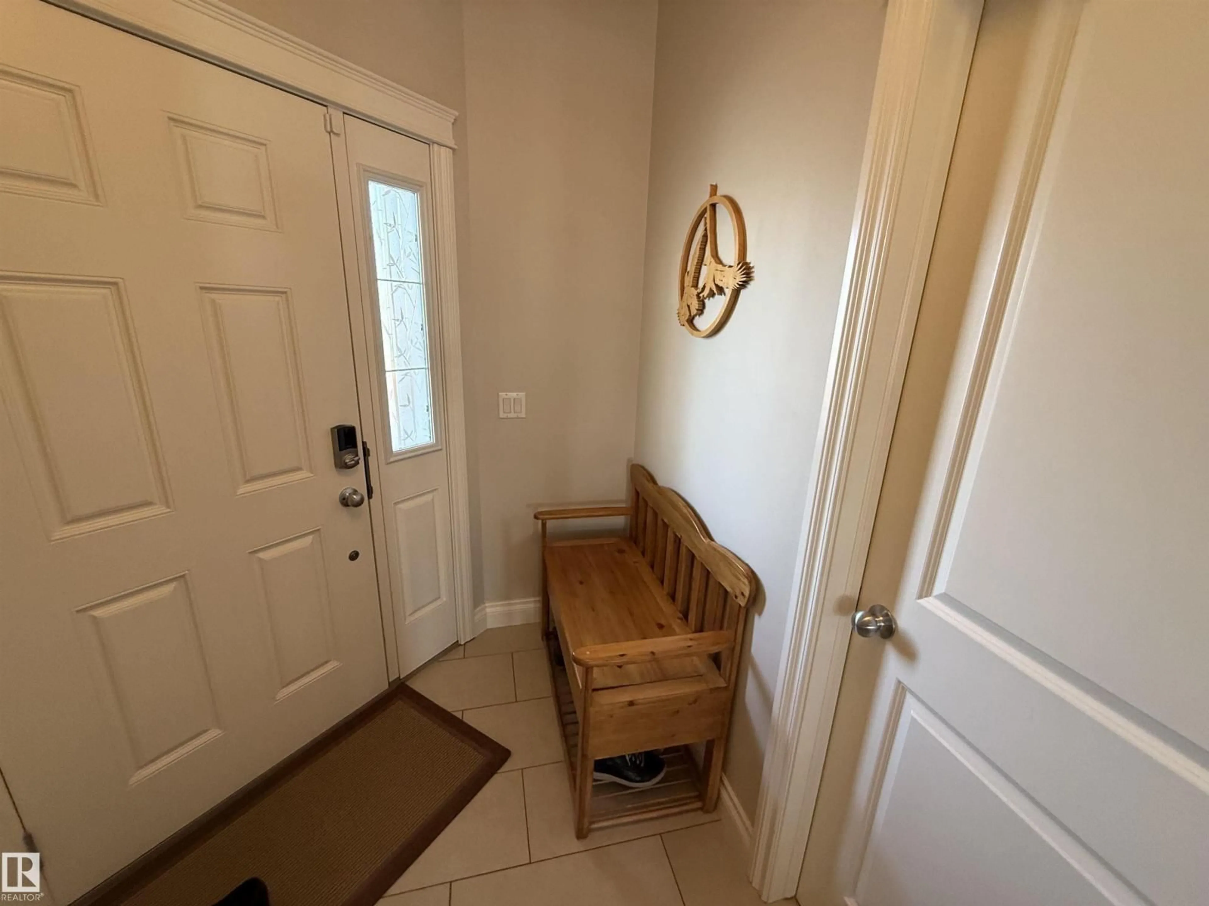 Indoor entryway for 289 WESTBROOK WD, Fort Saskatchewan Alberta T8L0L4