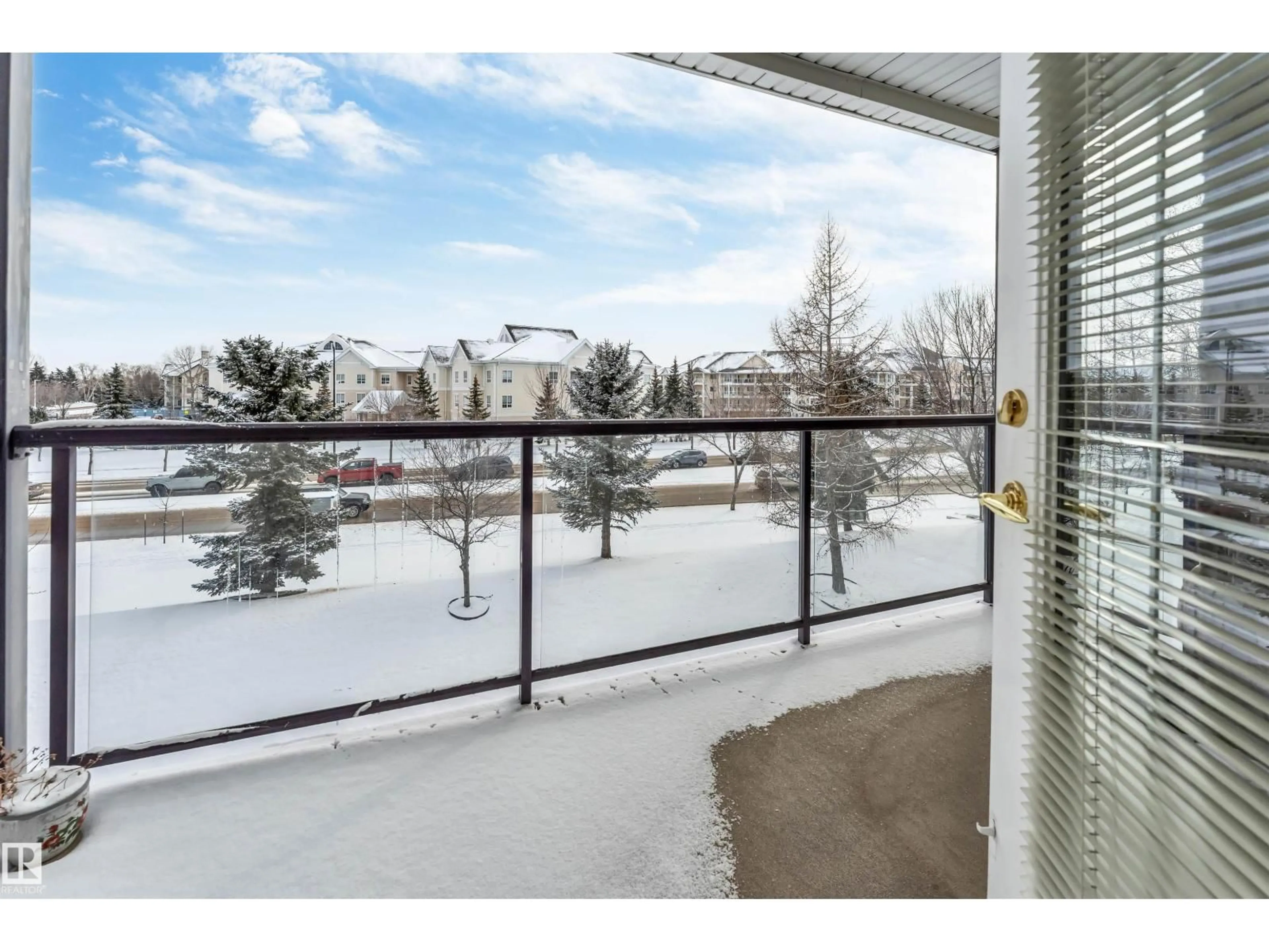 Patio, unknown for 237 - 316 YOUVILLE DR, Edmonton Alberta T6L7G2