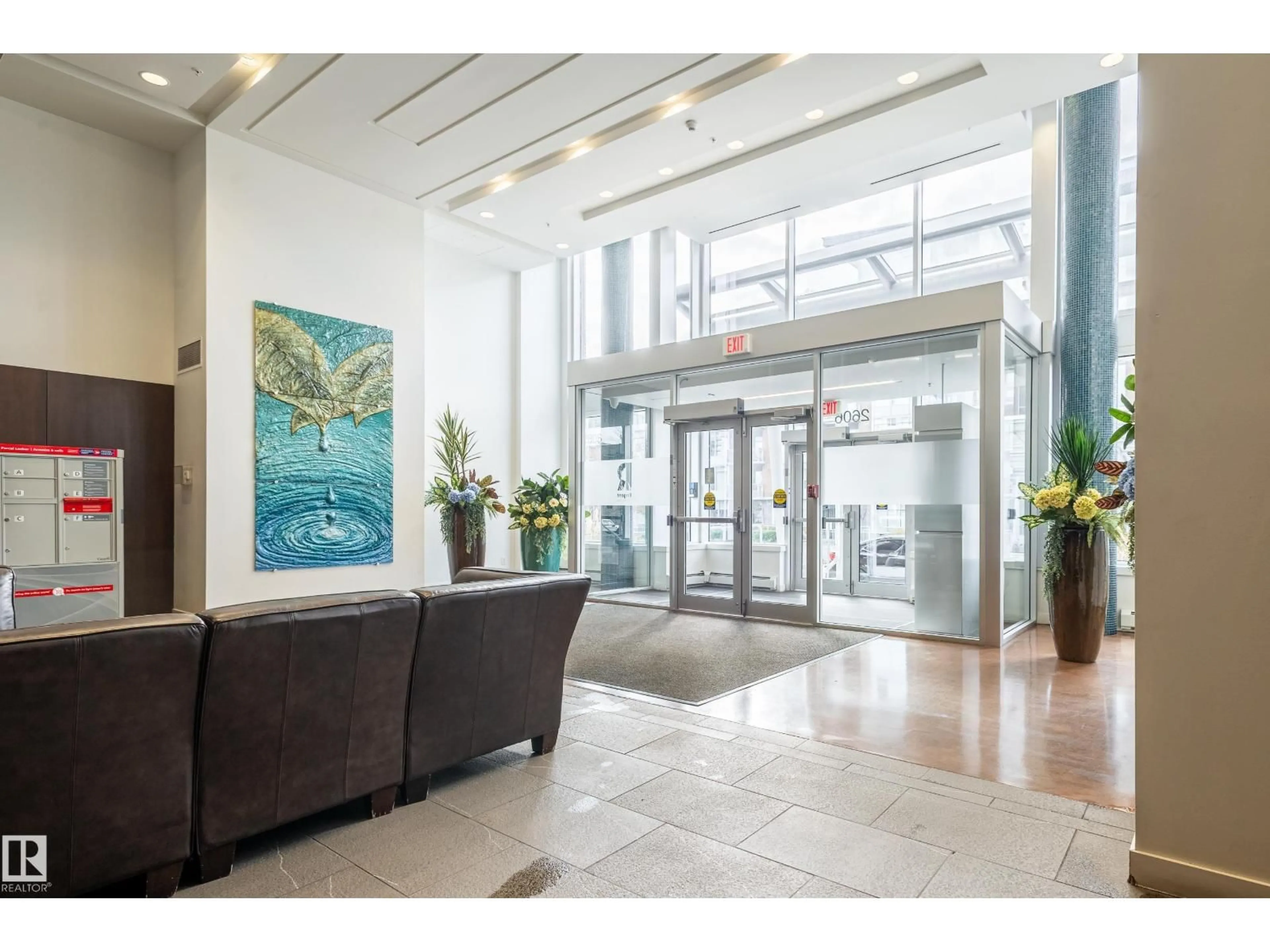 Indoor foyer for #301 - 2606 109 ST, Edmonton Alberta T6J3S9