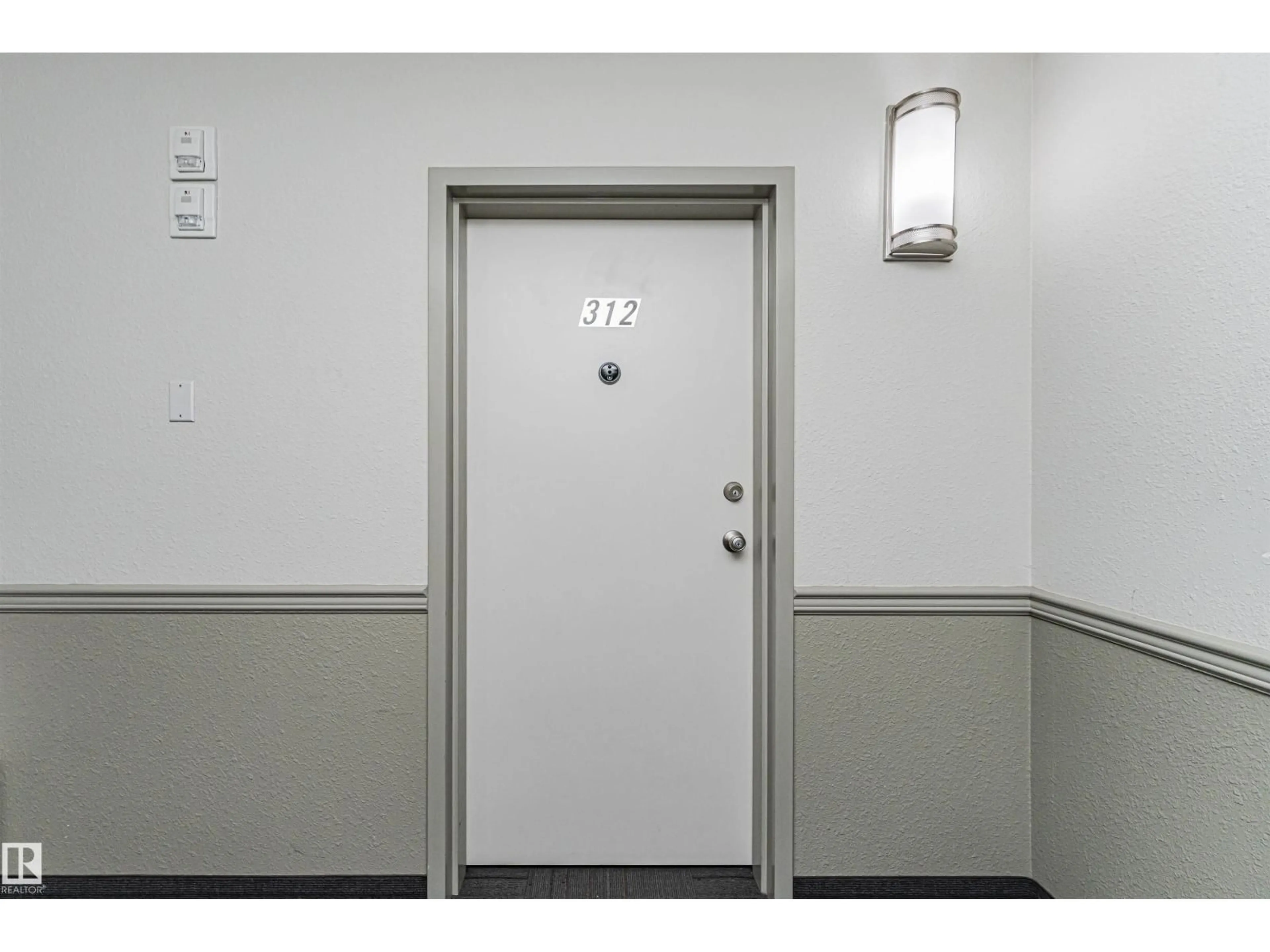 Indoor foyer for 312 ALPINE PL, St. Albert Alberta T8N3Y2