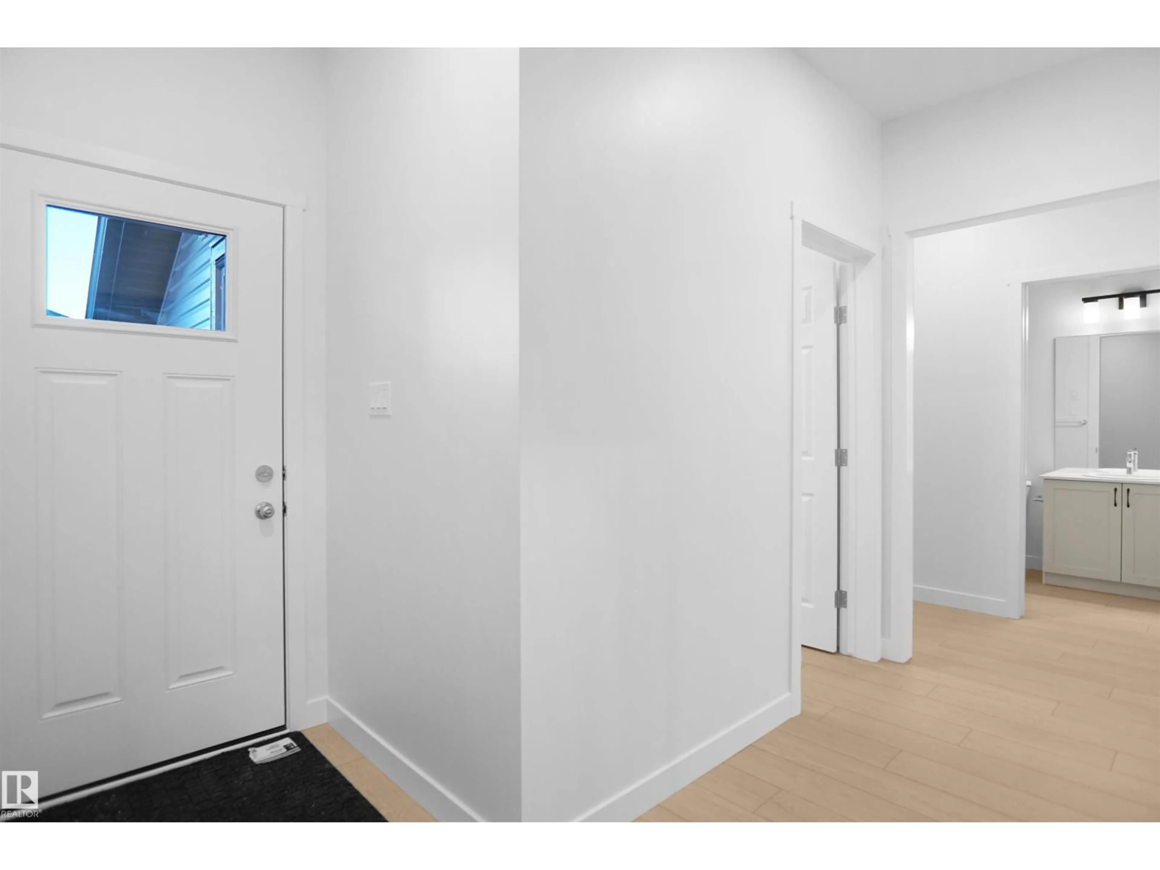Indoor entryway for 1953 209A ST NW, Edmonton Alberta T6M1P7
