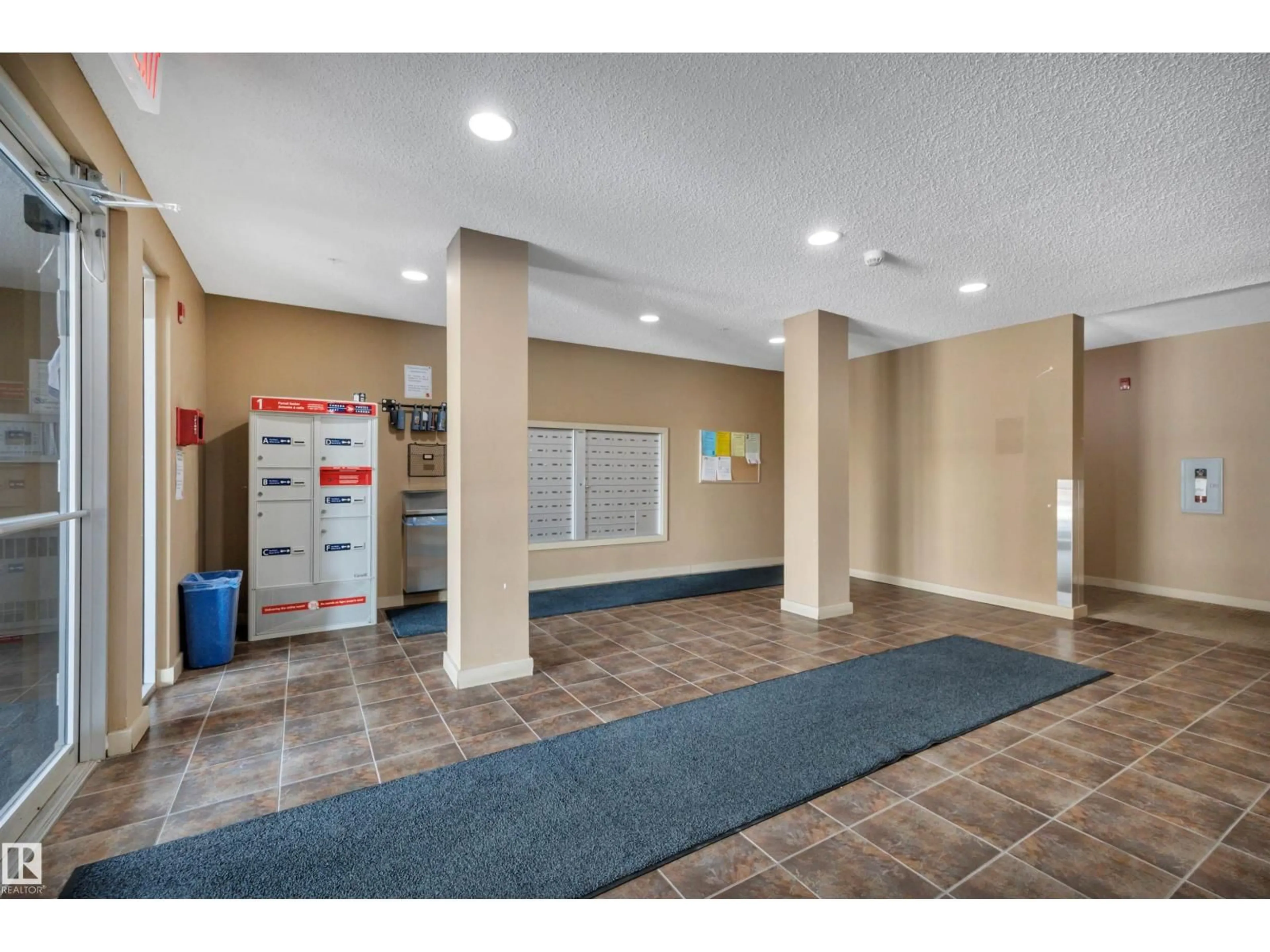 Indoor foyer for #415 - 12035 22 AV, Edmonton Alberta T6W2X9