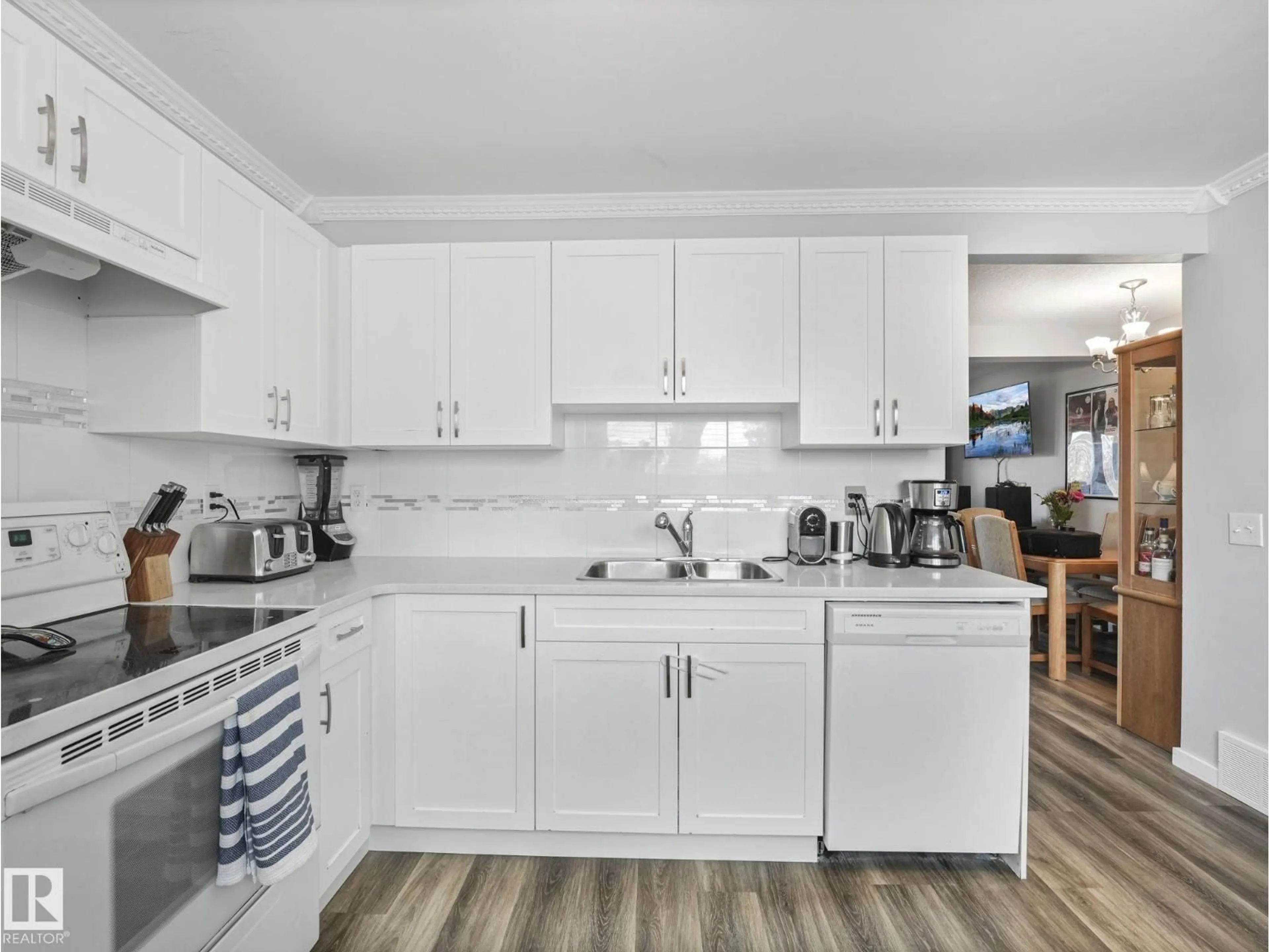 Unknown for 1364 LAKEWOOD RD, Edmonton Alberta T6K3P2