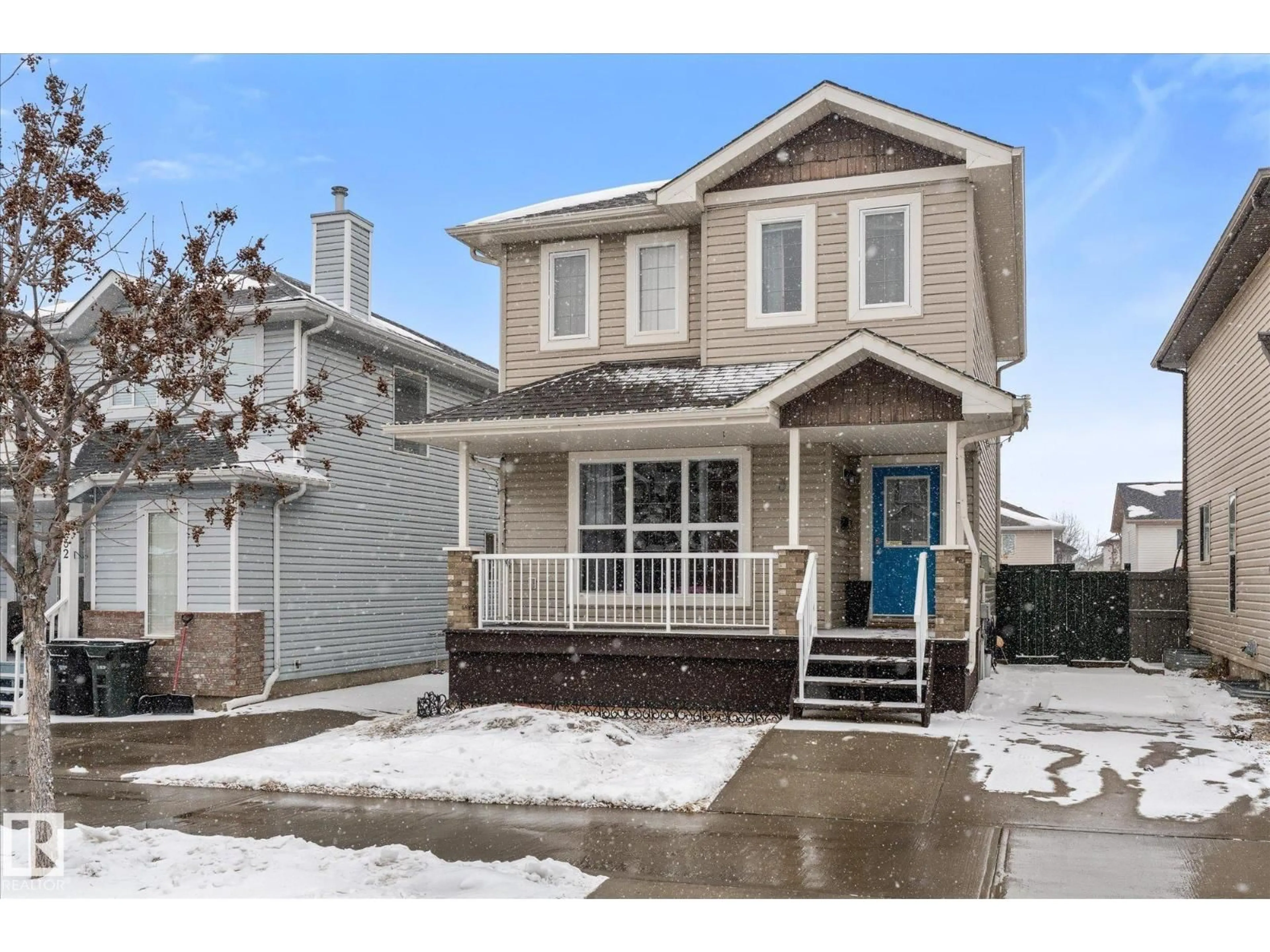 Home with vinyl exterior material, street for 34 VAUGHN AV, Spruce Grove Alberta T7X4R9