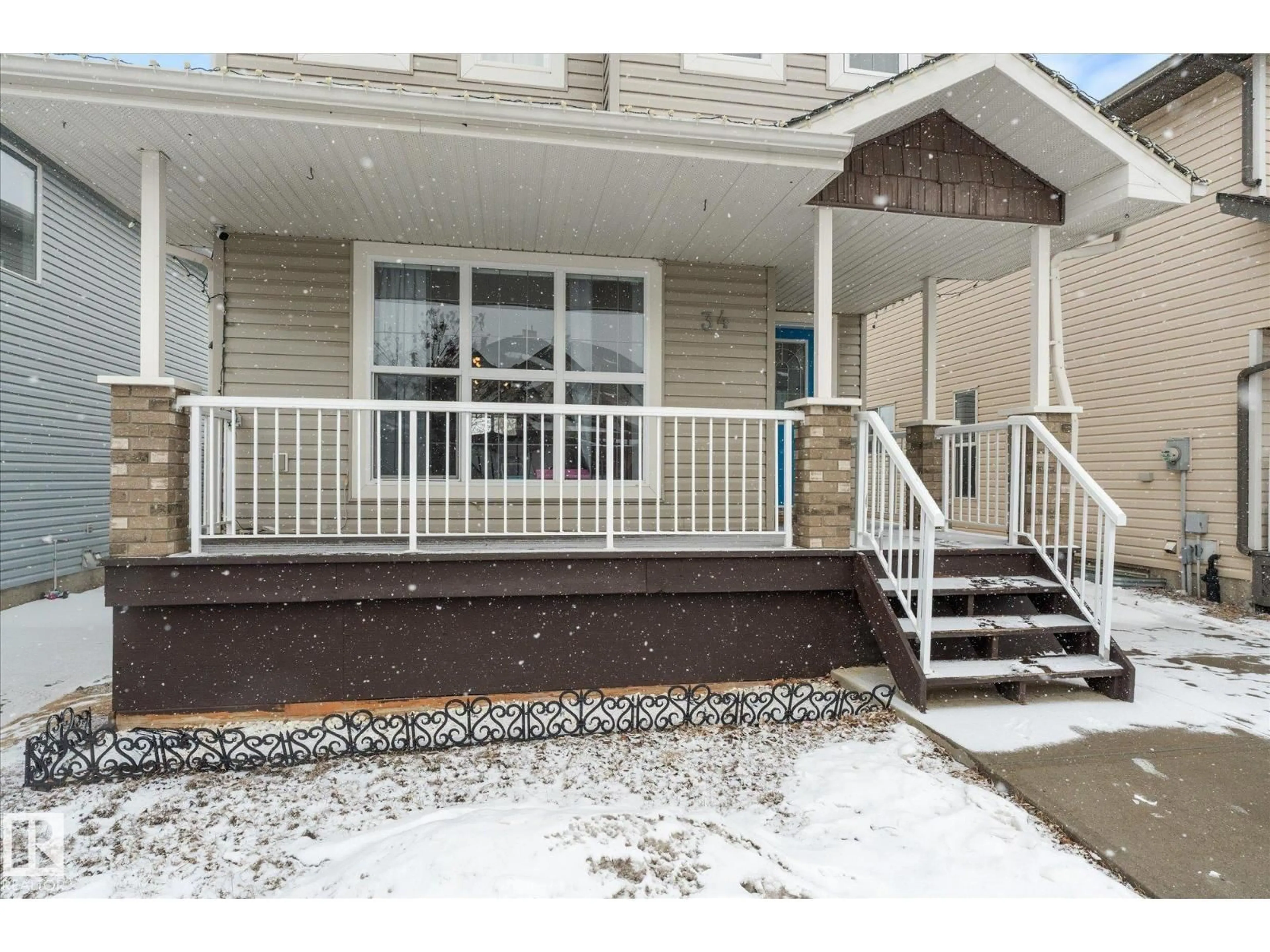 Home with vinyl exterior material, street for 34 VAUGHN AV, Spruce Grove Alberta T7X4R9