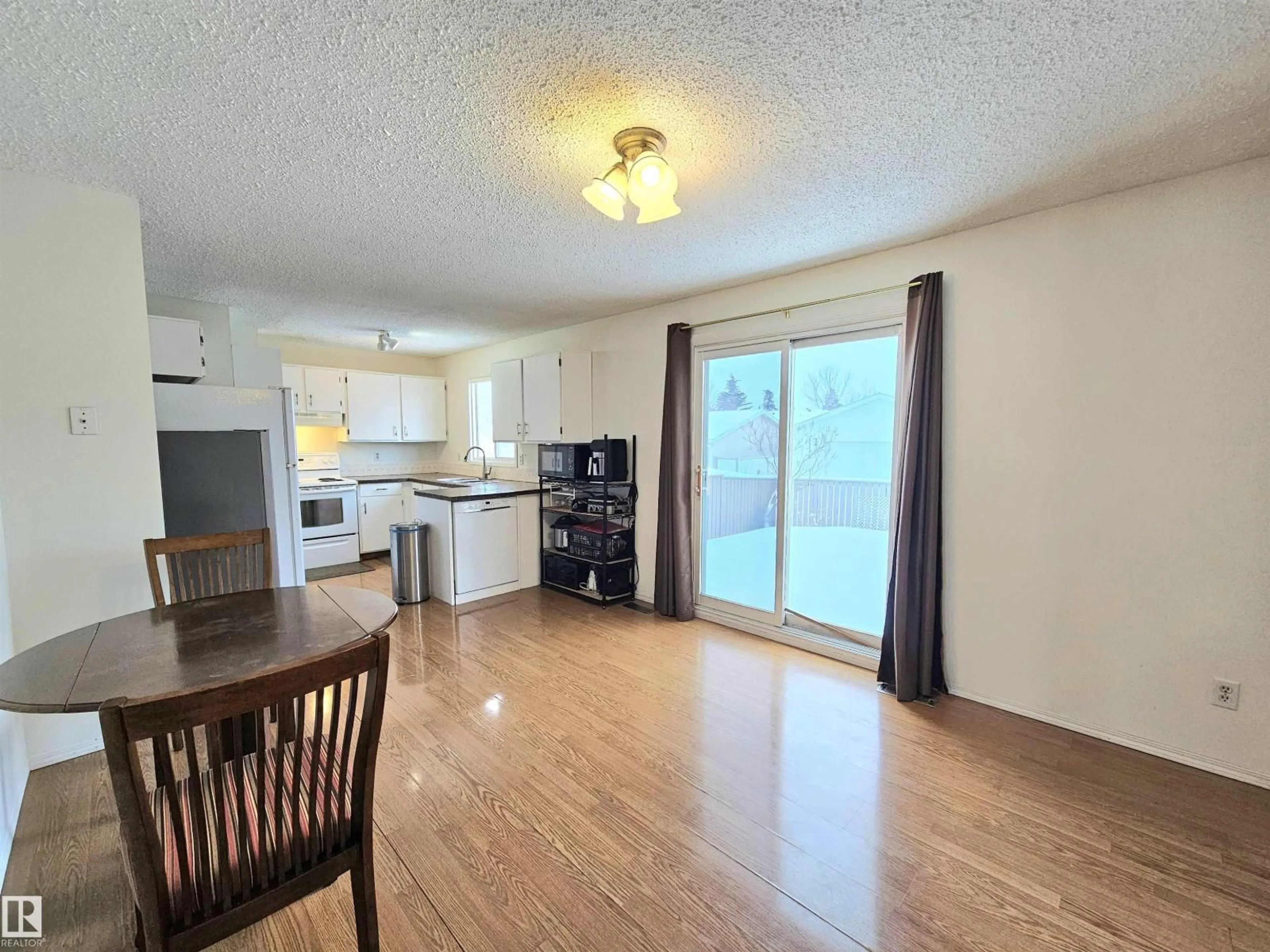 A pic of a room for NW - 10029 173 AV, Edmonton Alberta T5X3Y1