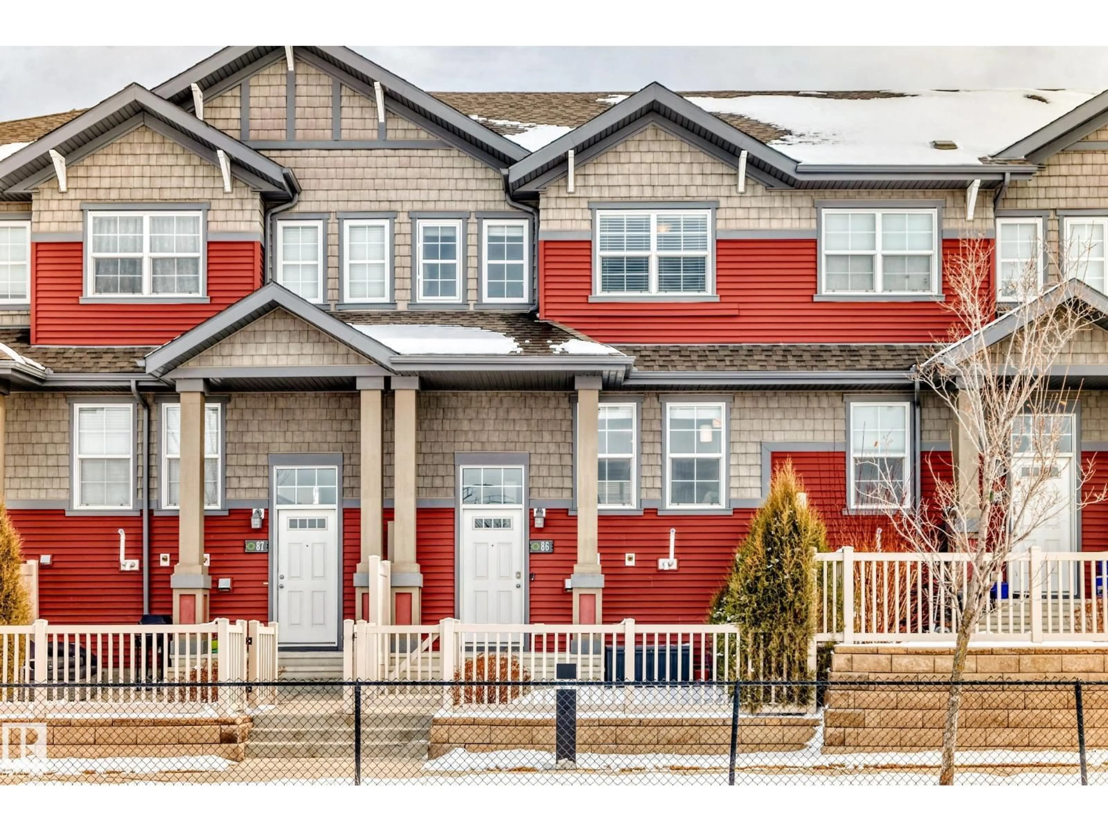 Home with vinyl exterior material, street for #86 - 4029 ORCHARDS DR, Edmonton Alberta T6X1V2