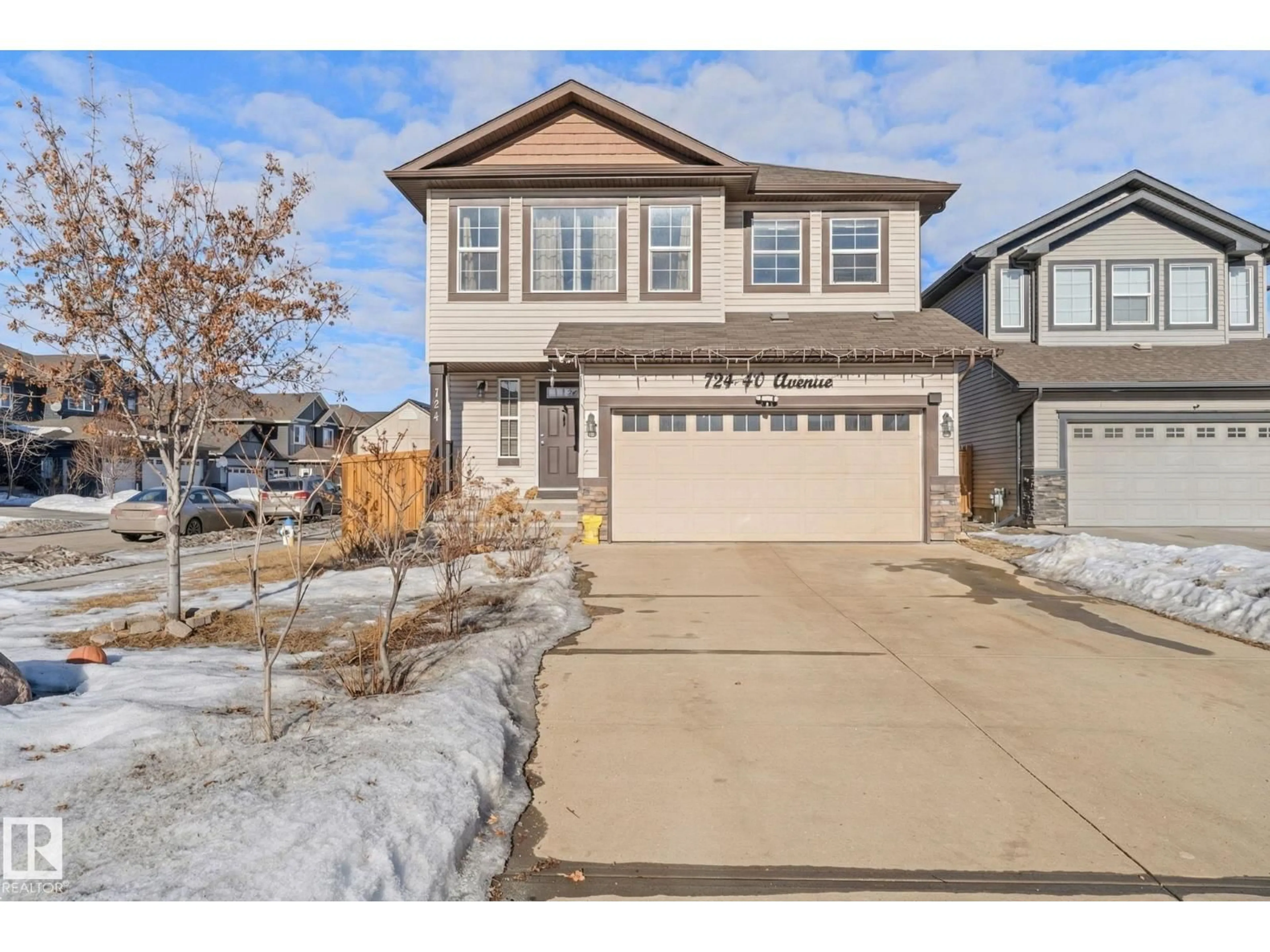 Unknown for 724 40 AV, Edmonton Alberta T6T0T3