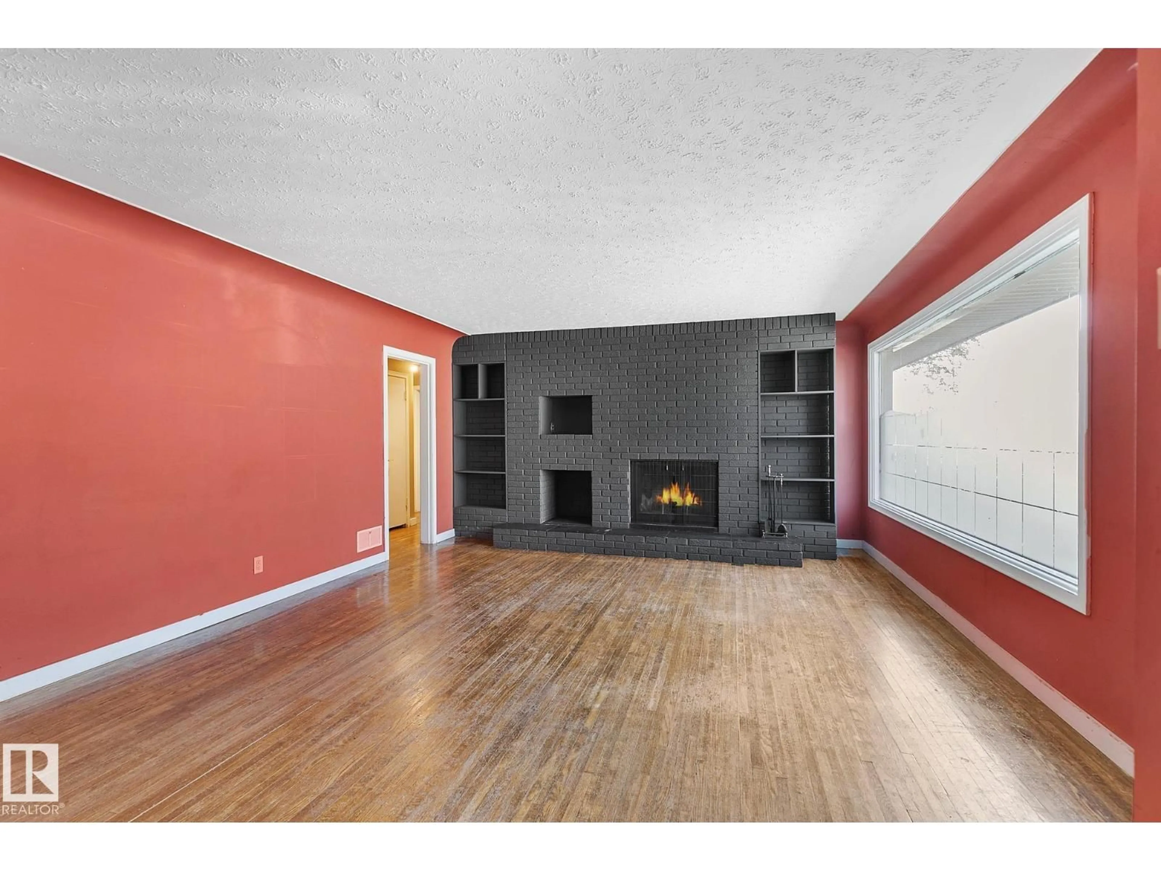 Unknown for 13915 102 AV, Edmonton Alberta T5N0P5