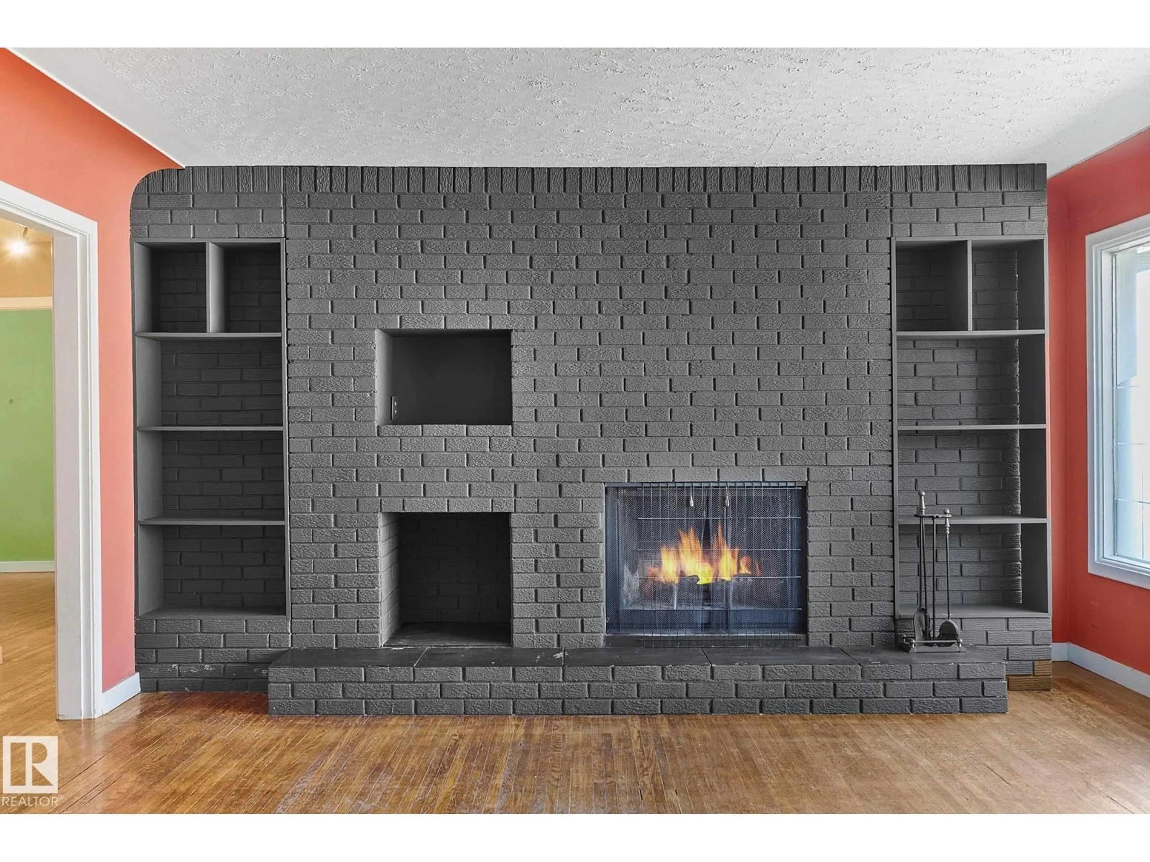 Home with brick exterior material, unknown for 13915 102 AV, Edmonton Alberta T5N0P5