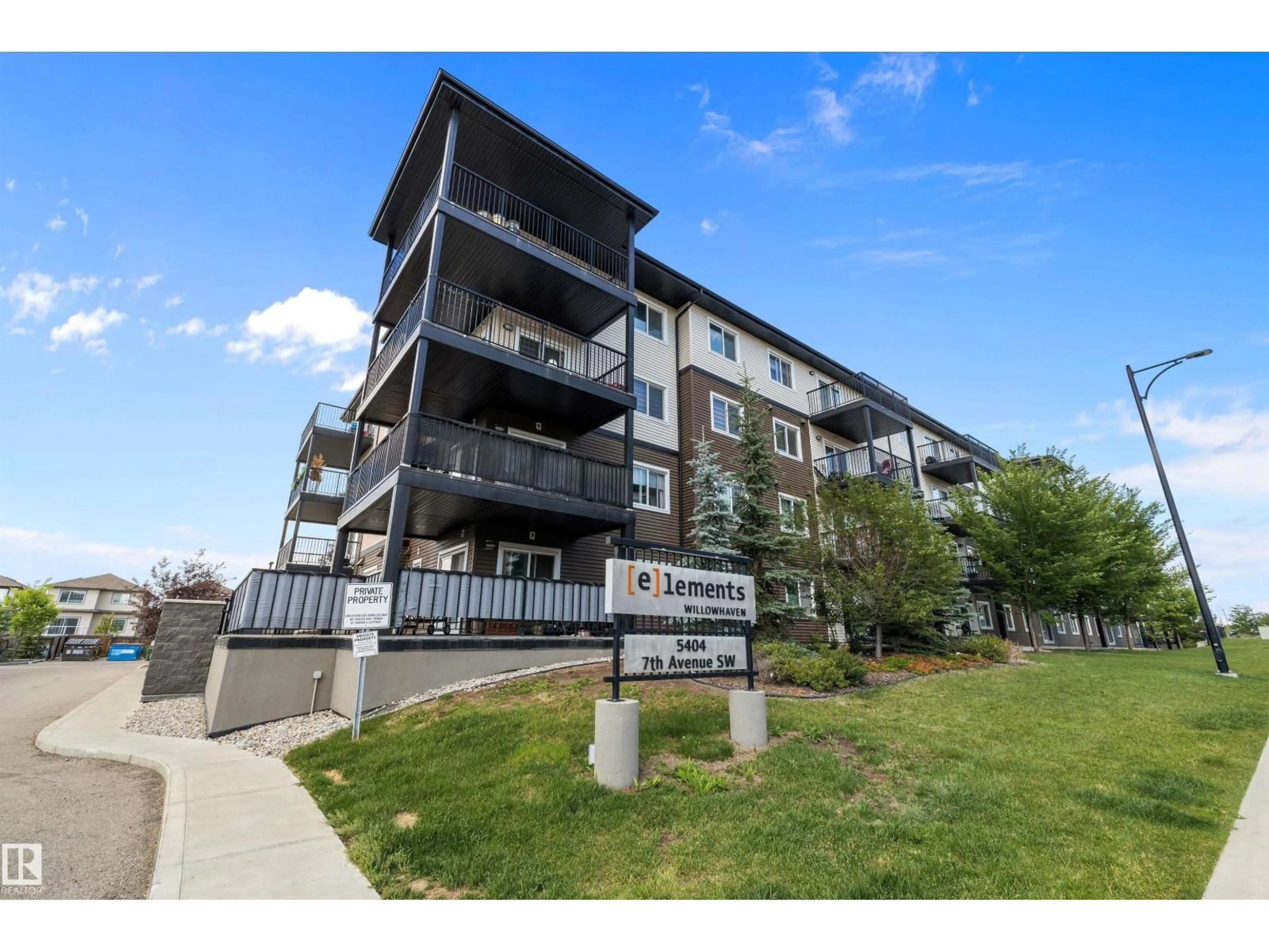 A pic from outside/outdoor area/front of a property/back of a property/a pic from drone, building for #414 - 5404 7 AVE SW, Edmonton Alberta T6X2K4