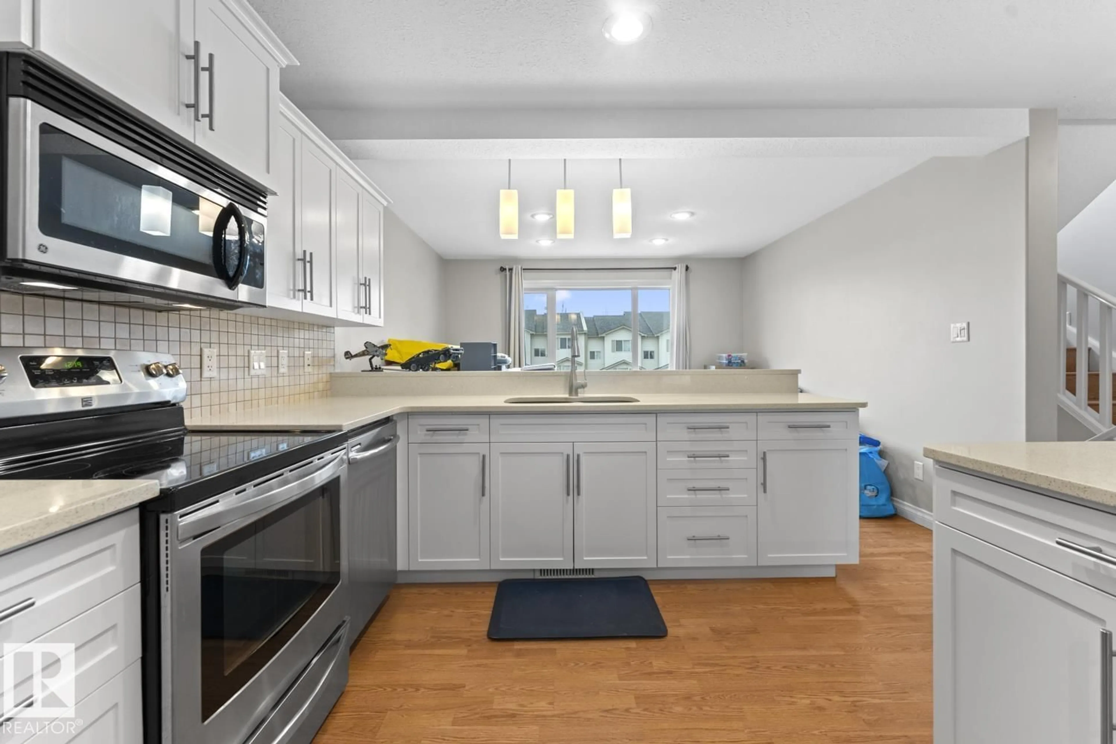 Open concept kitchen, unknown for 5 - 1001 7 AV, Cold Lake Alberta T9M0C4