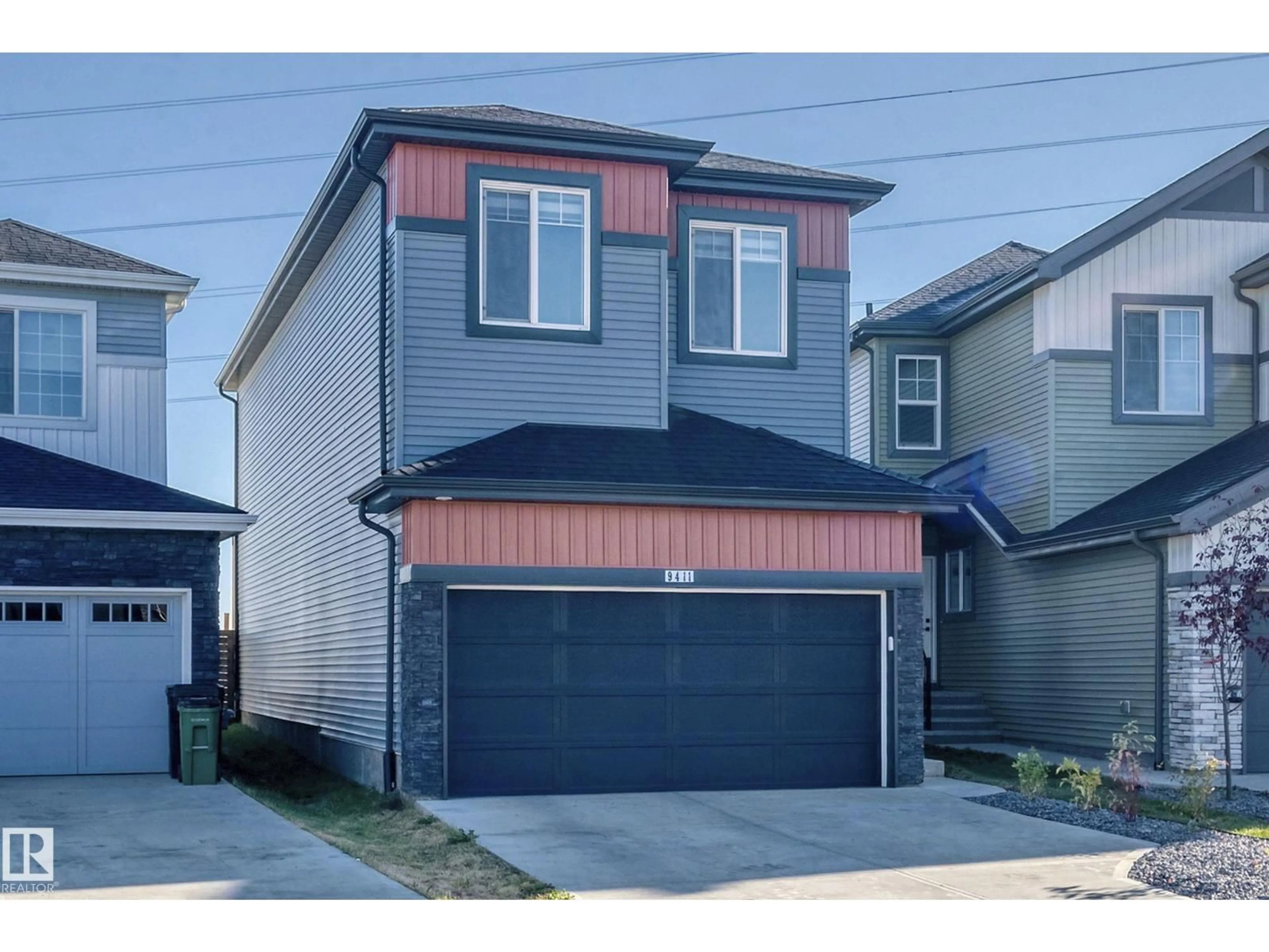 Home with vinyl exterior material, street for 9411 PEAR CR, Edmonton Alberta T6X2Z4