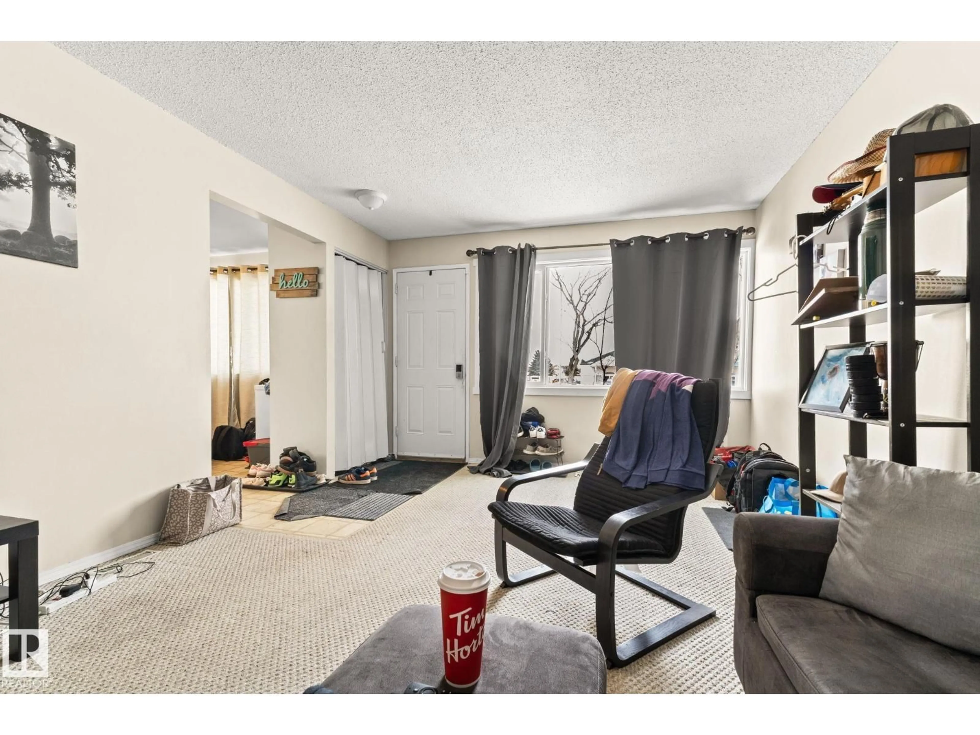 A pic of a room for 9905B 99 AV, Fort Saskatchewan Alberta T8L1R6