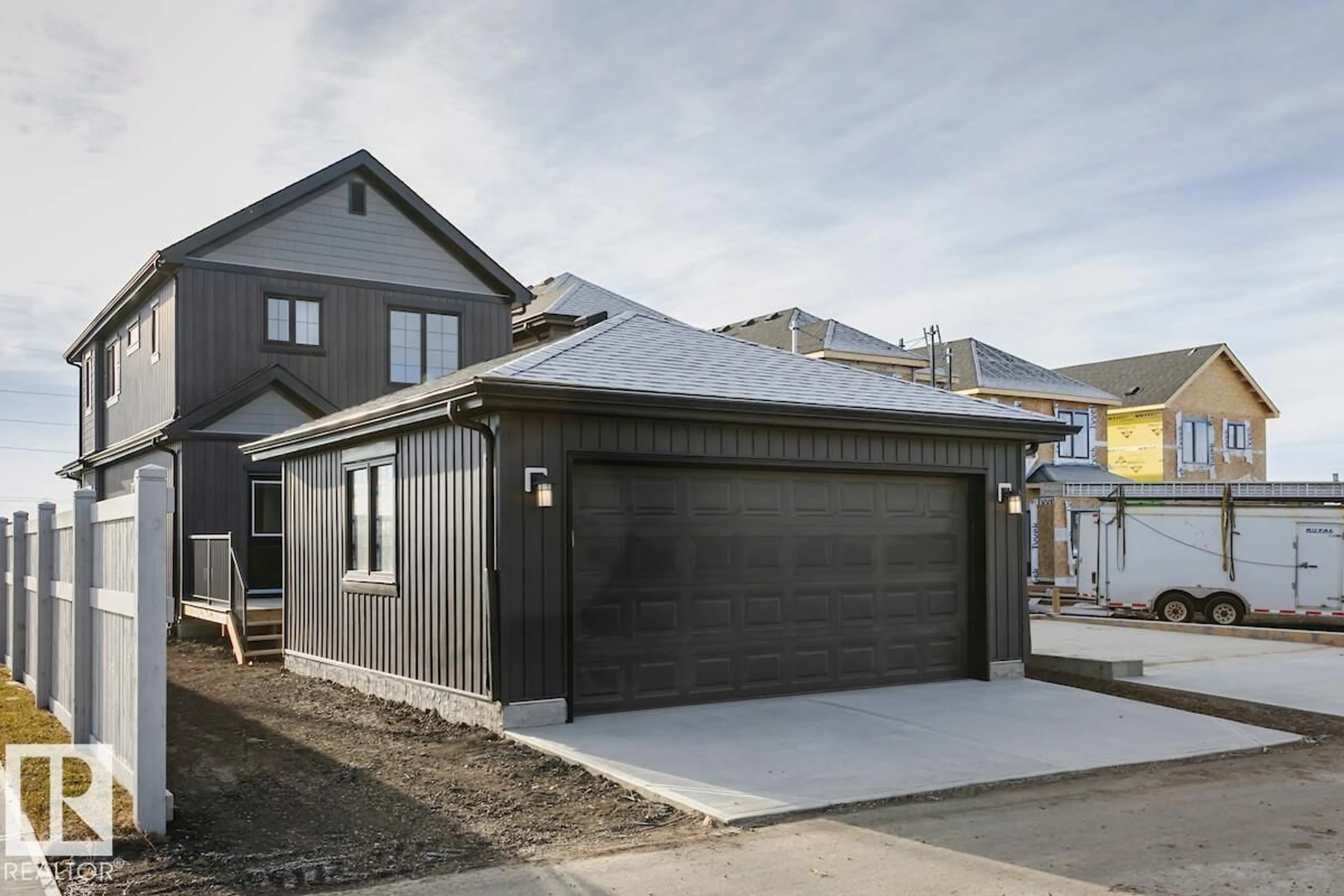 Indoor garage for 3 CLICHY CL, St. Albert Alberta T8T2E3