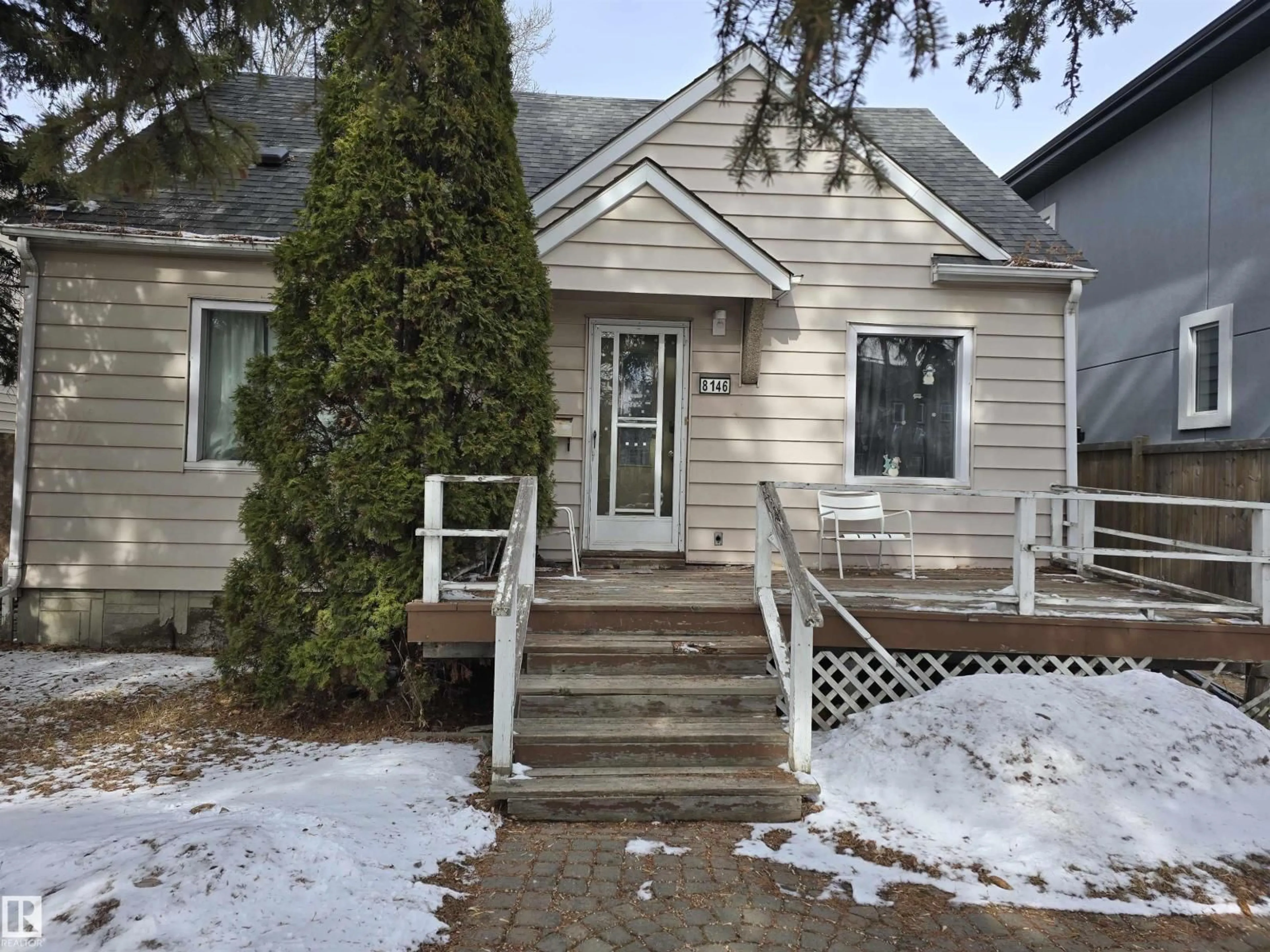 Home with vinyl exterior material, street for NW - 8146 78 AV, Edmonton Alberta T6C0N4