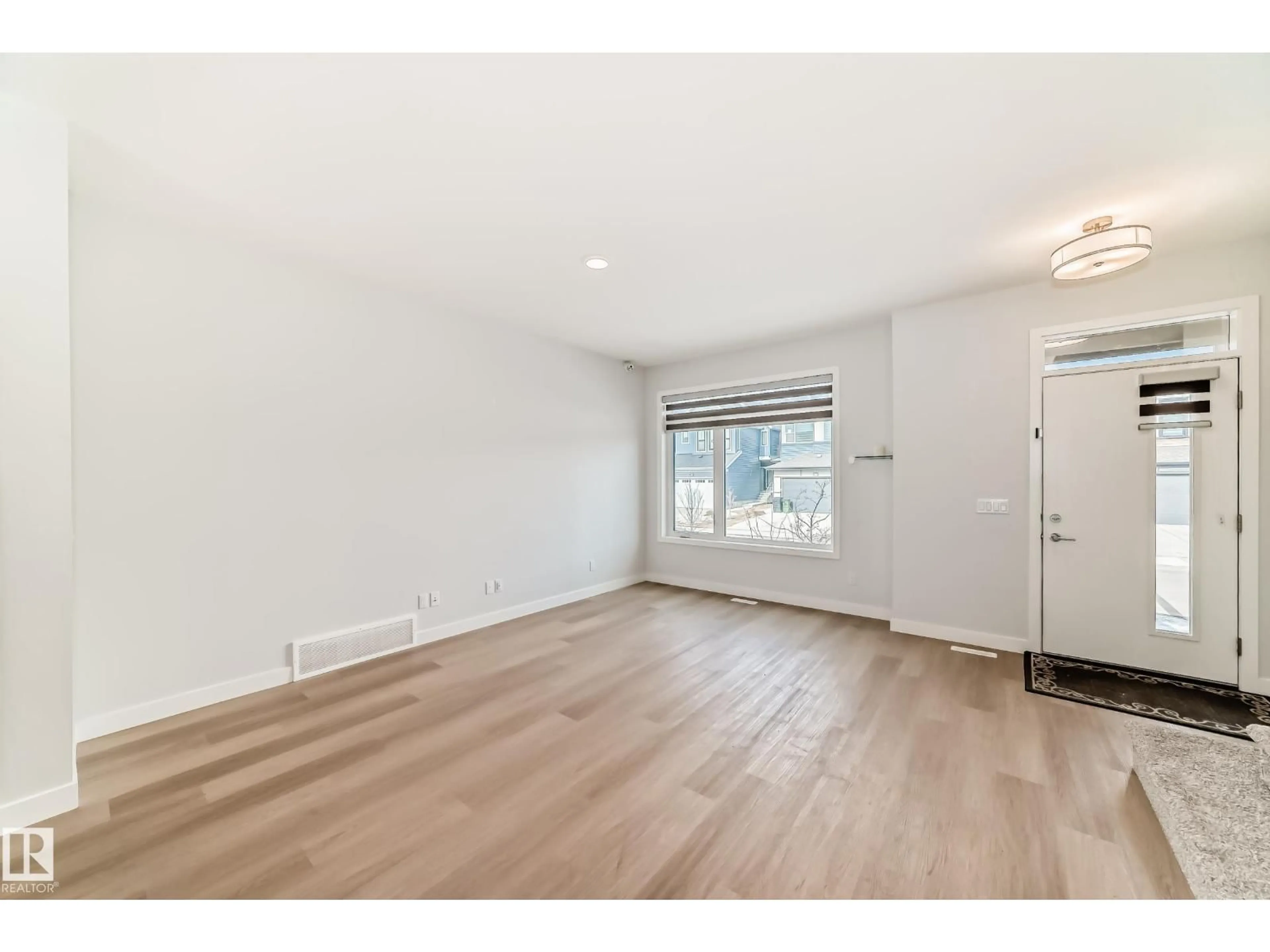 A pic of a room for LI SW - 4005 HAWTHORN LINK, Edmonton Alberta T6X1Y6