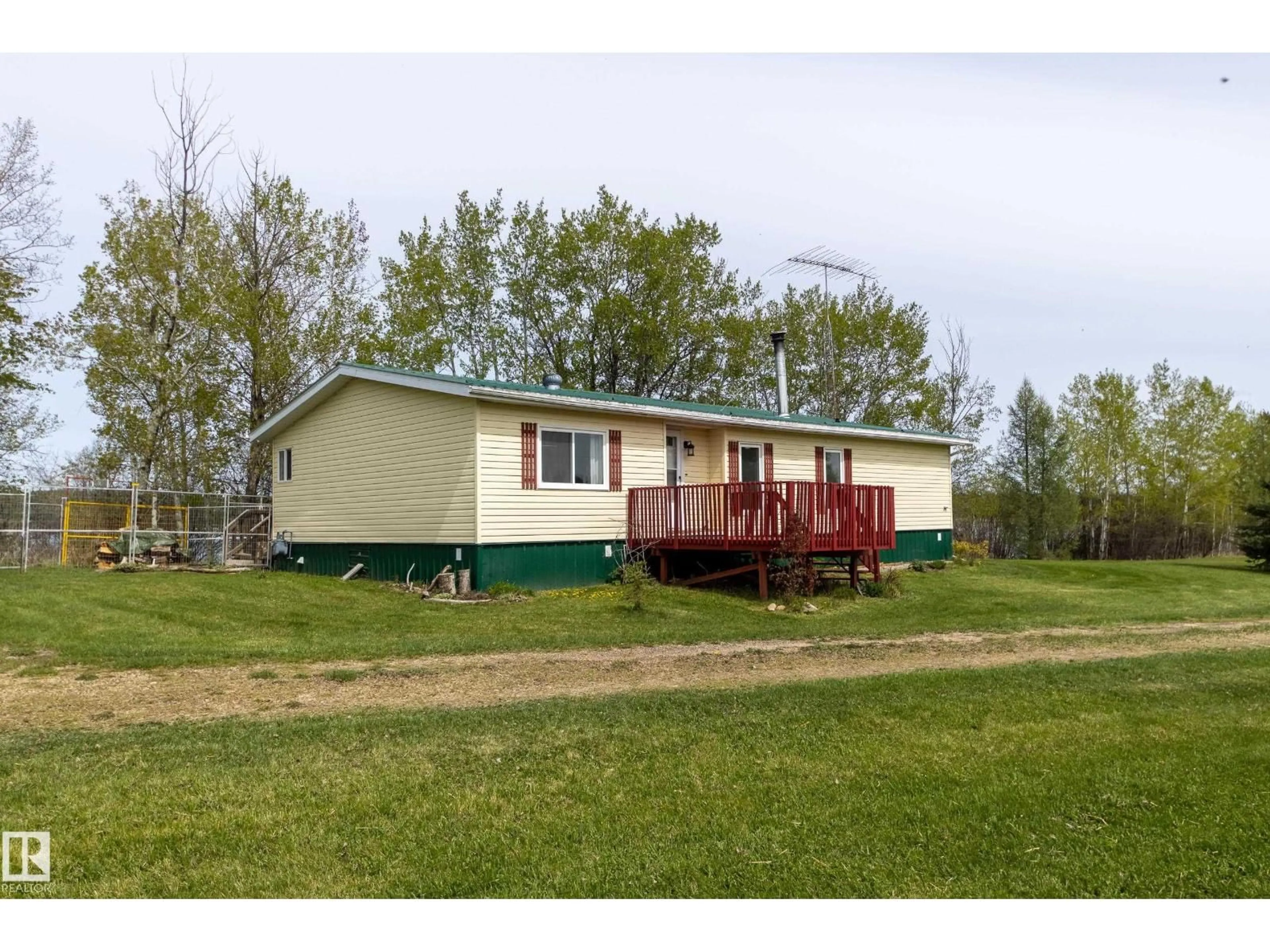 Unknown for 55418 RANGE ROAD 70, Rural Lac Ste. Anne County Alberta T0W2A0