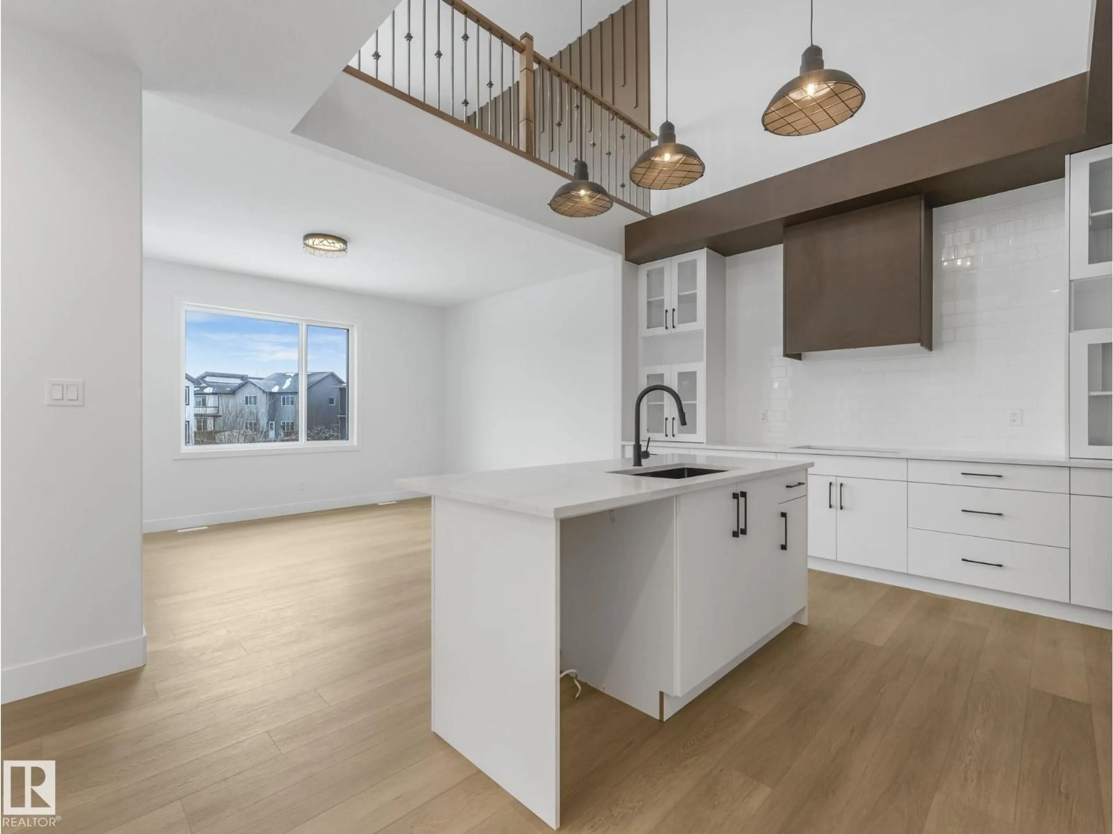 Open concept kitchen, unknown for 75 MEADOWGROVE LN, Spruce Grove Alberta T7X0W2