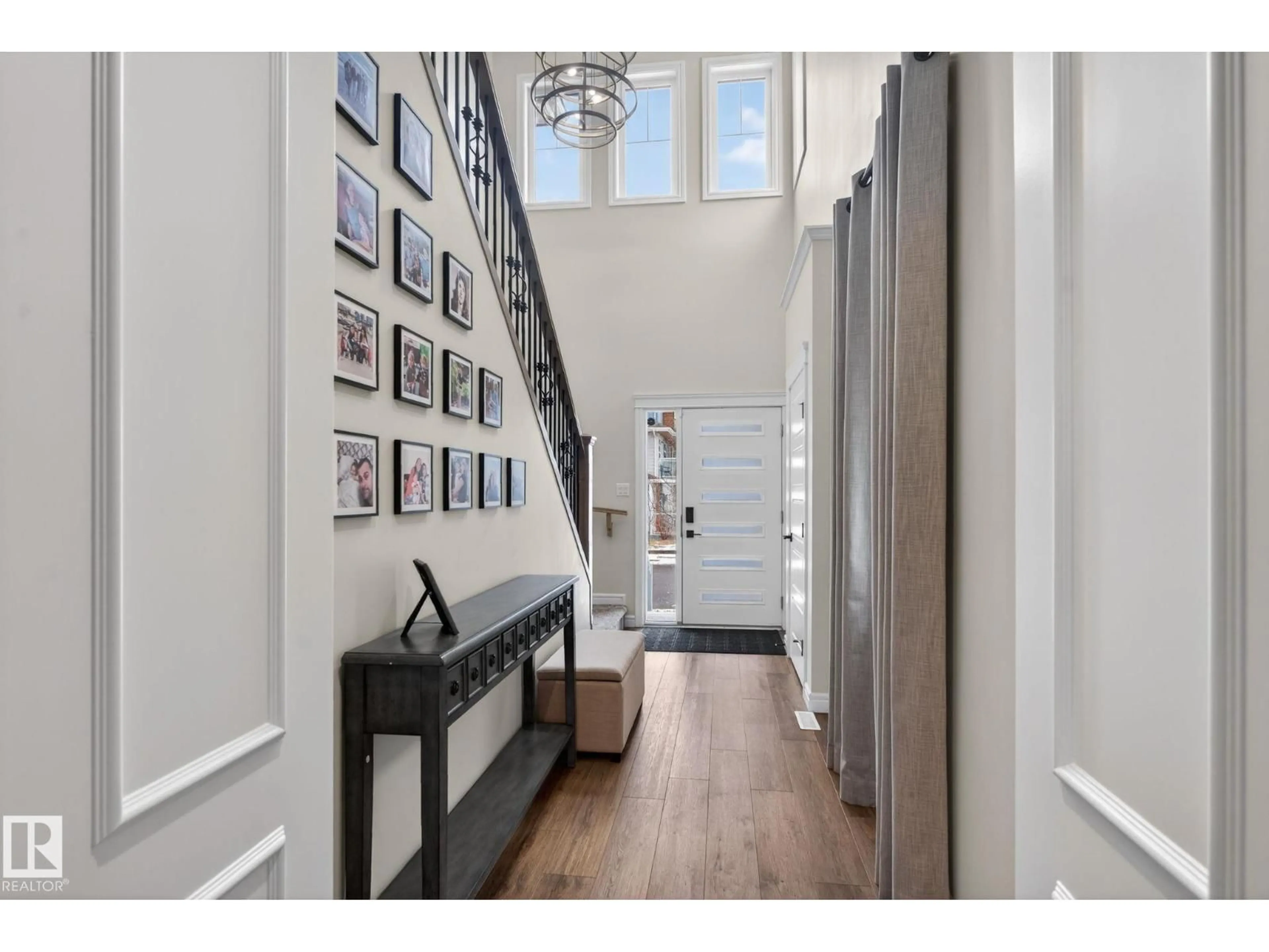 Indoor entryway for SW - 924 173 ST, Edmonton Alberta T6W3V5