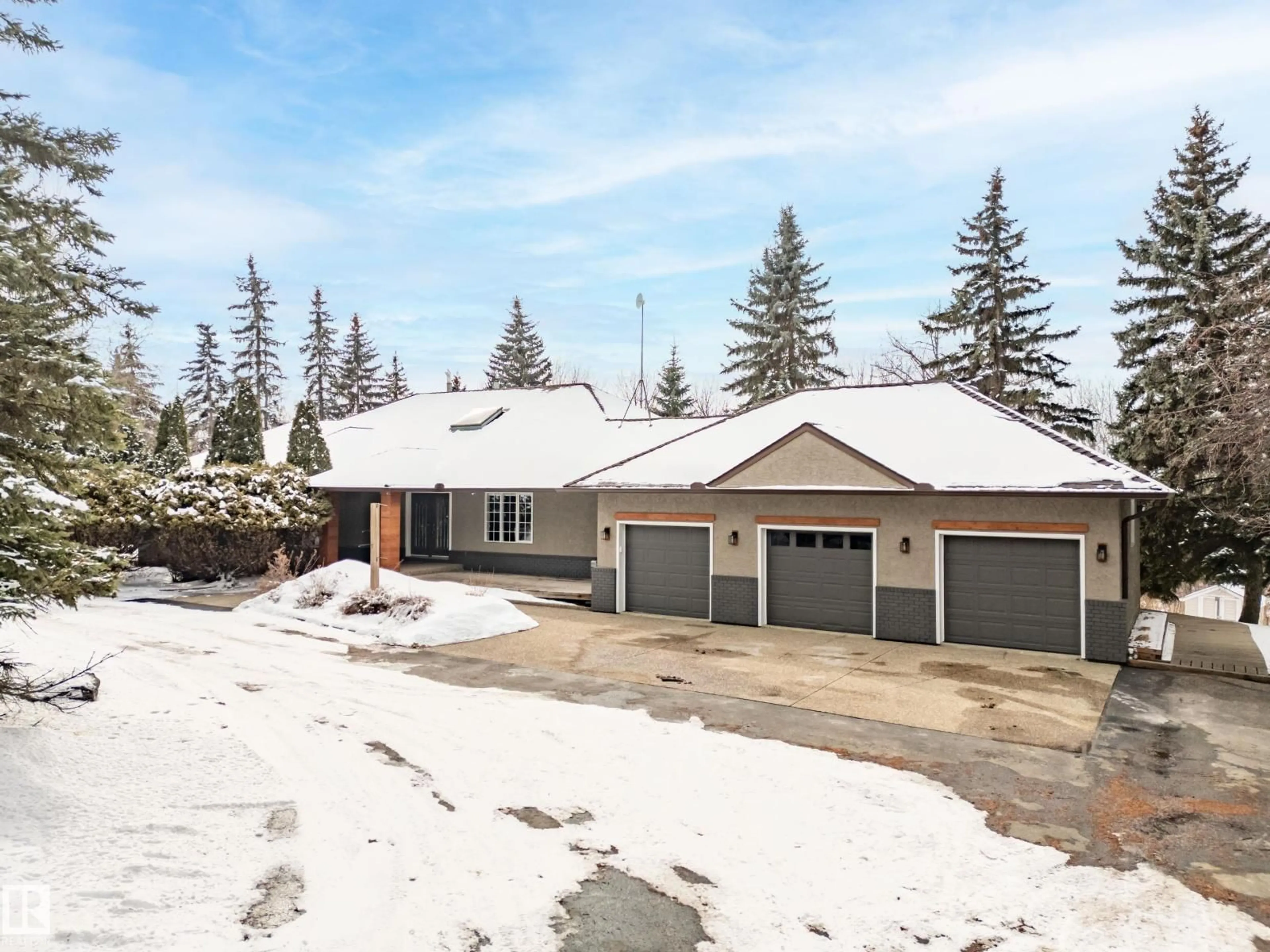 A pic from outside/outdoor area/front of a property/back of a property/a pic from drone, street for A - 53220 RGE ROAD 261 RGE ROAD, Rural Parkland County Alberta T7Y1A2