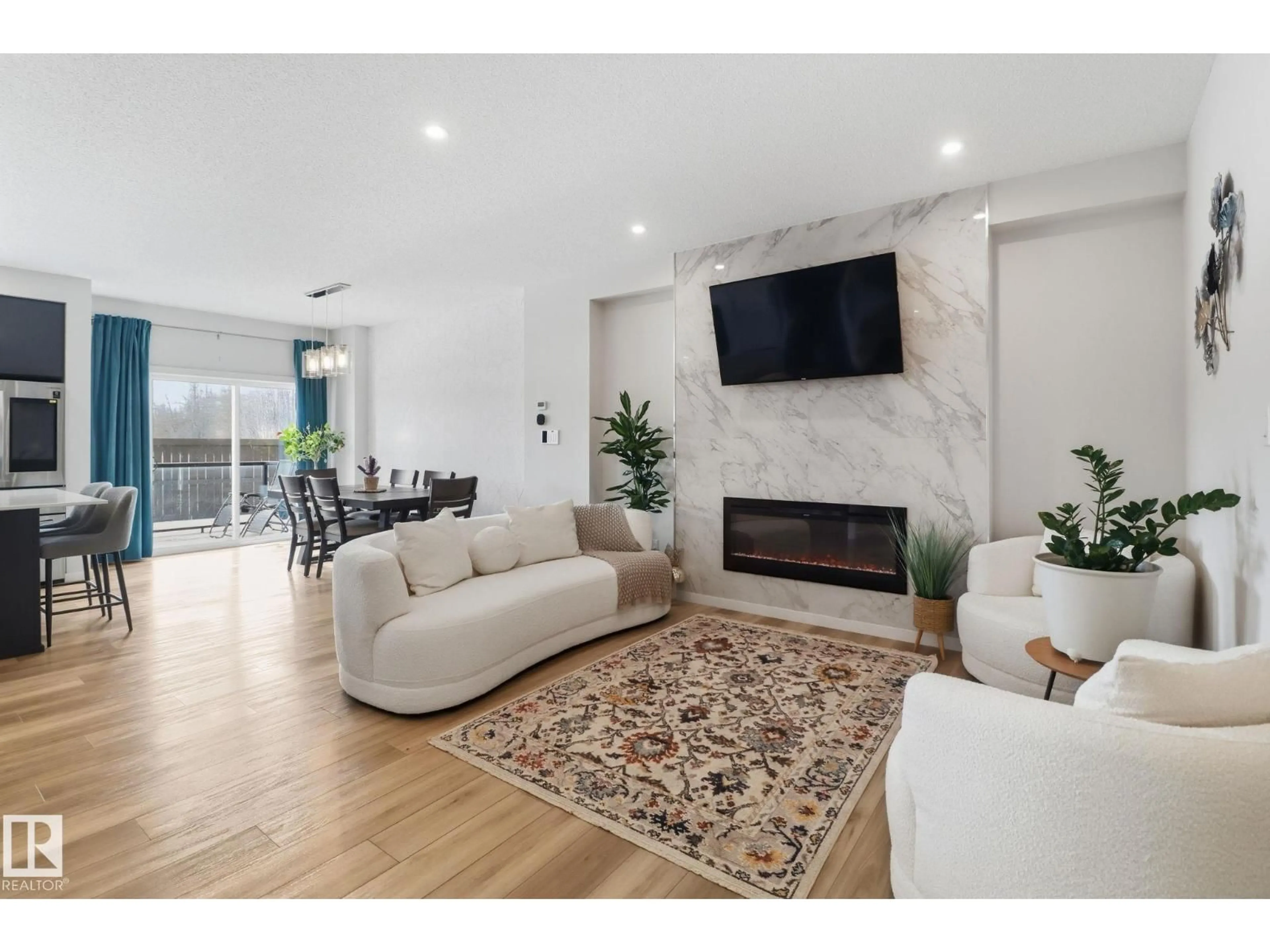 Living room with furniture, unknown for 10 PROSPECT PL, Spruce Grove Alberta T7X2W4