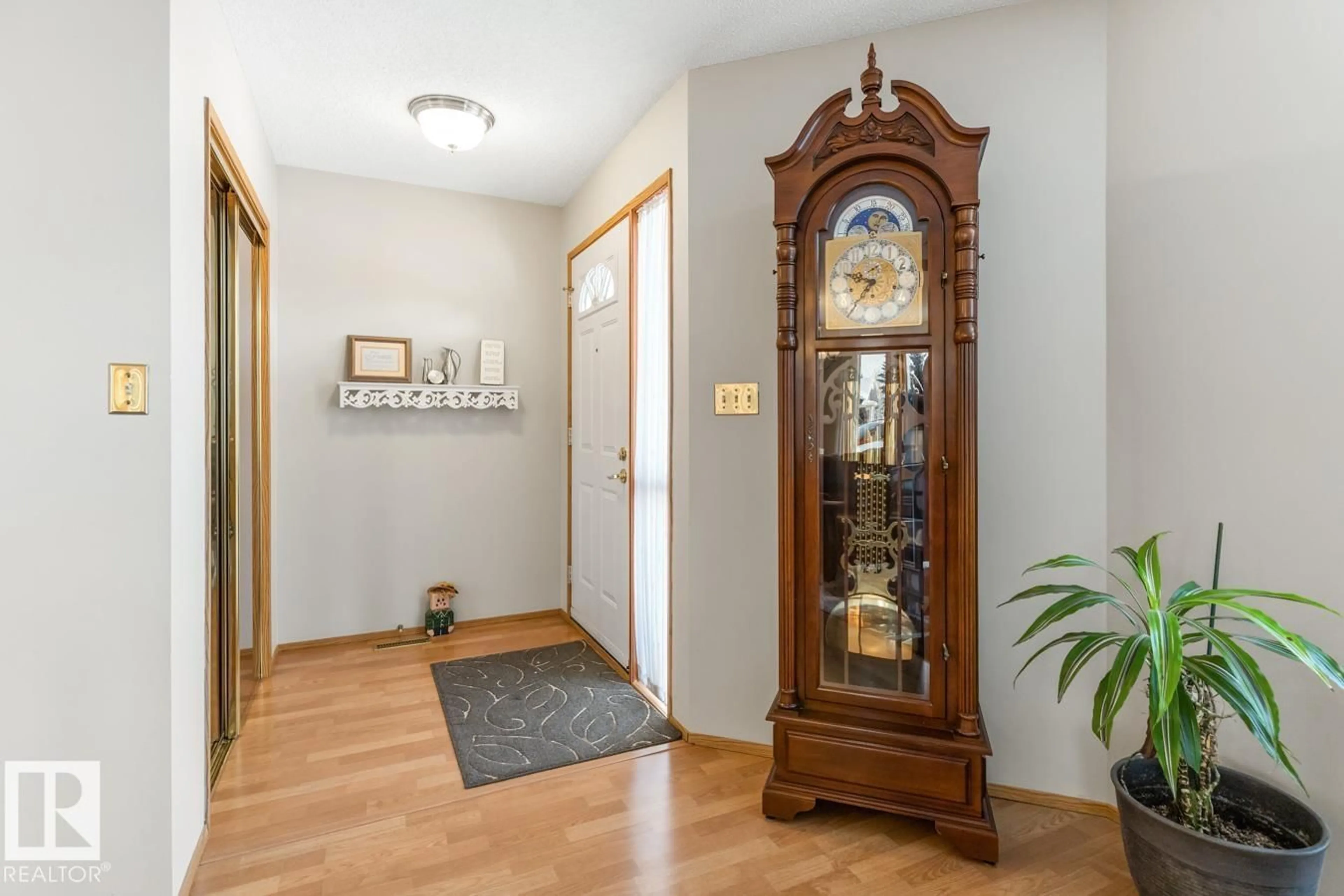 Indoor entryway for 51 - 125 ALTON DR, Leduc Alberta T9E6N3