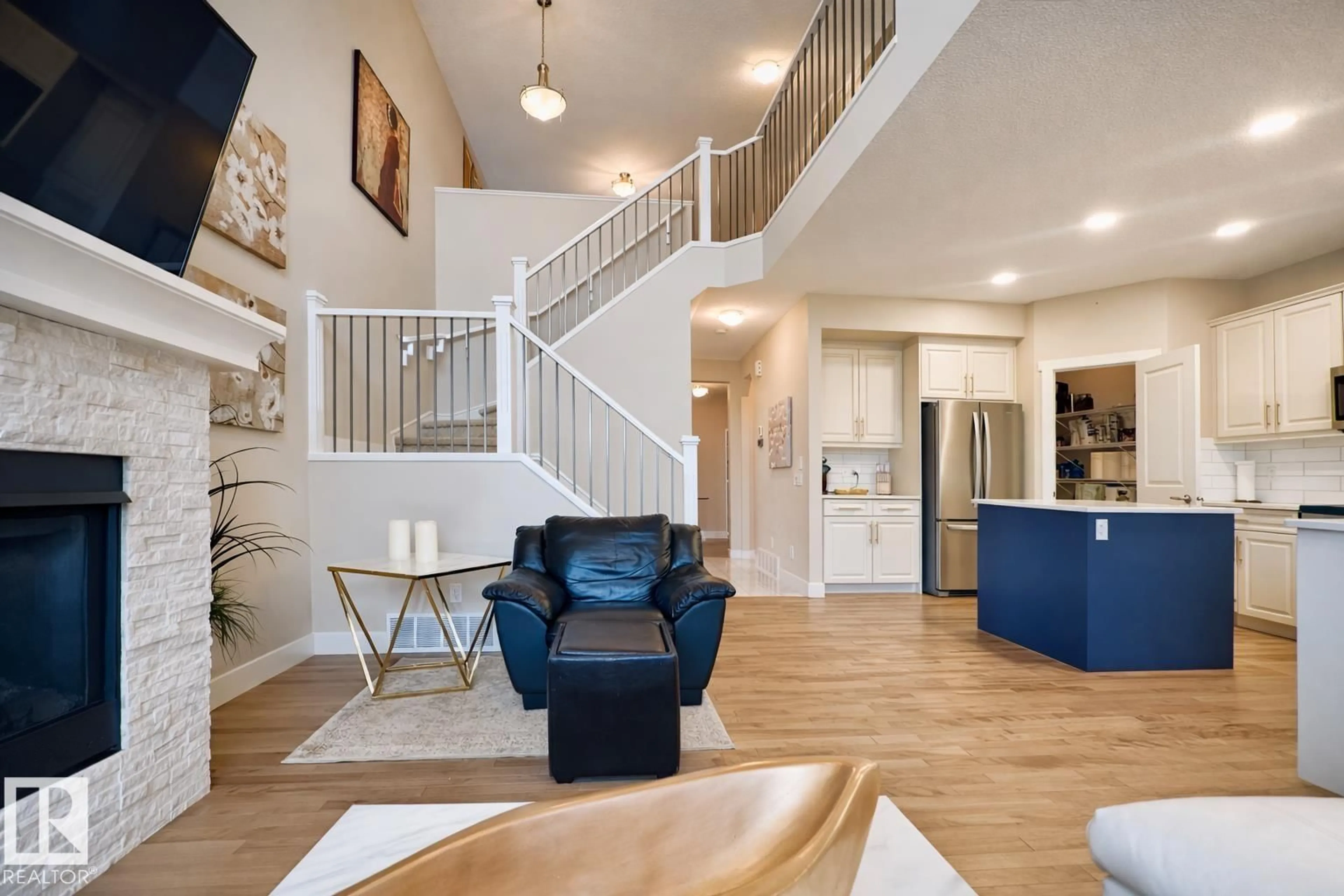 Unknown for NW - 20119 29 AV, Edmonton Alberta T6M0W6