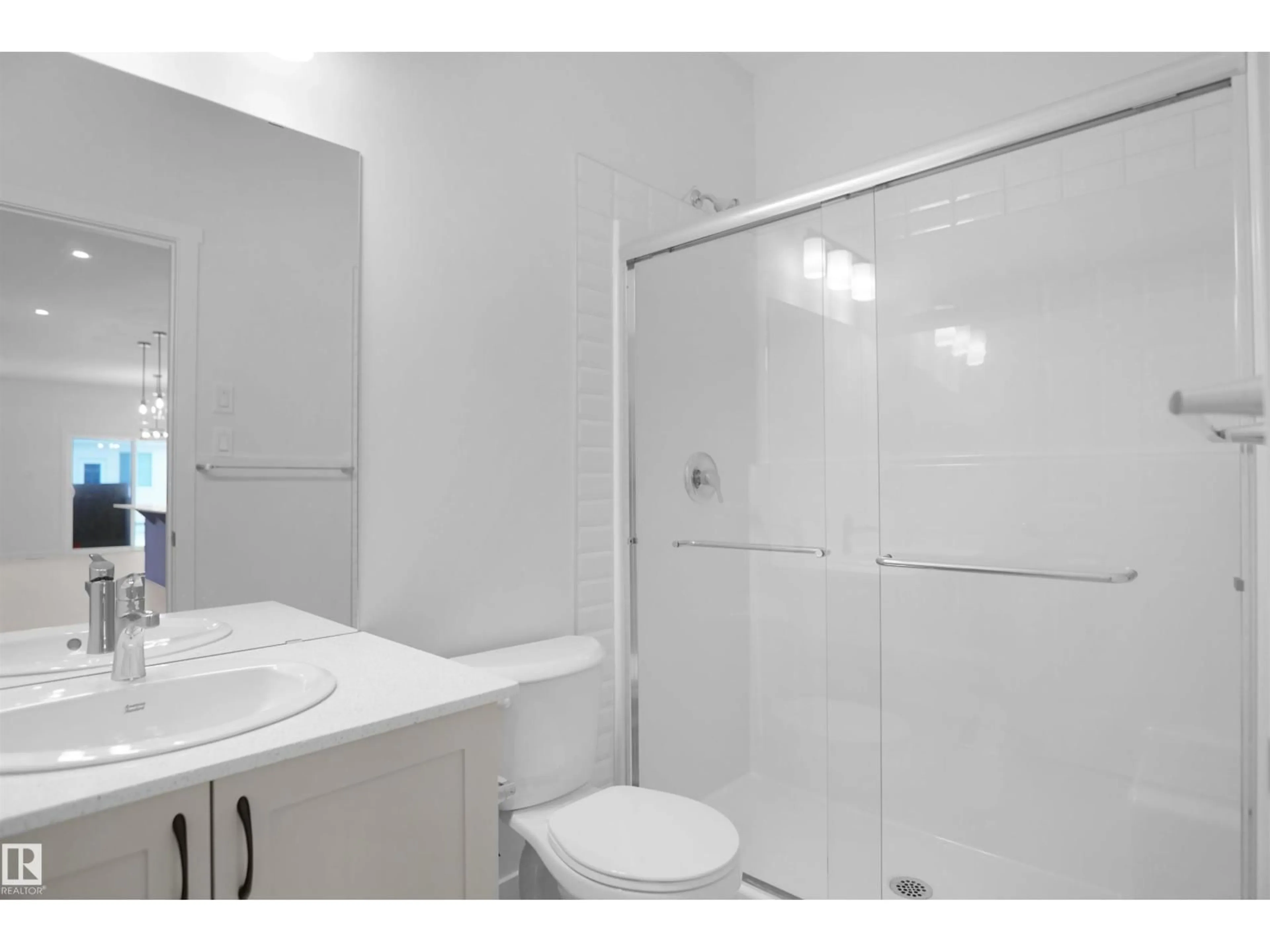 Standard bathroom, floor is not visible for NW - 2233 194A ST, Edmonton Alberta T6M3B6